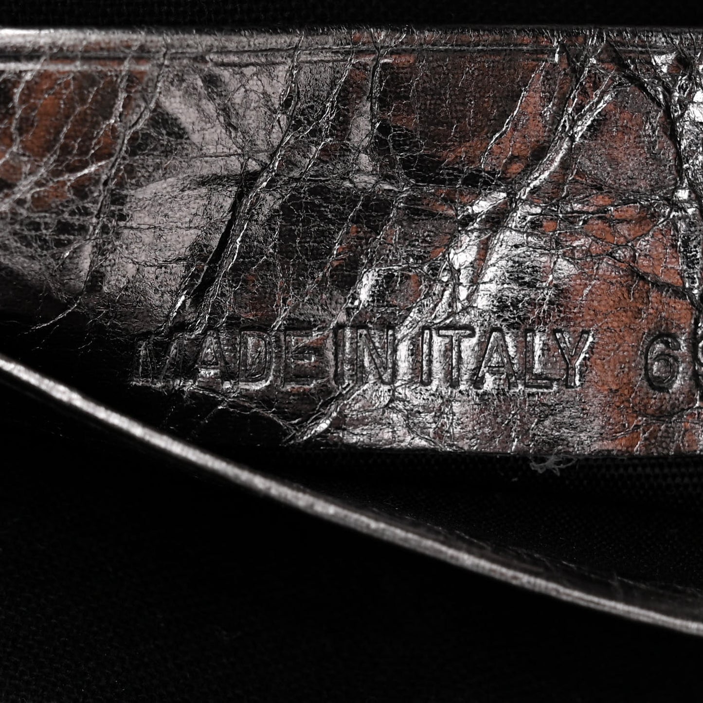 Metallic Agneau Arena Le Cagole Purse With Chain Mini Silver