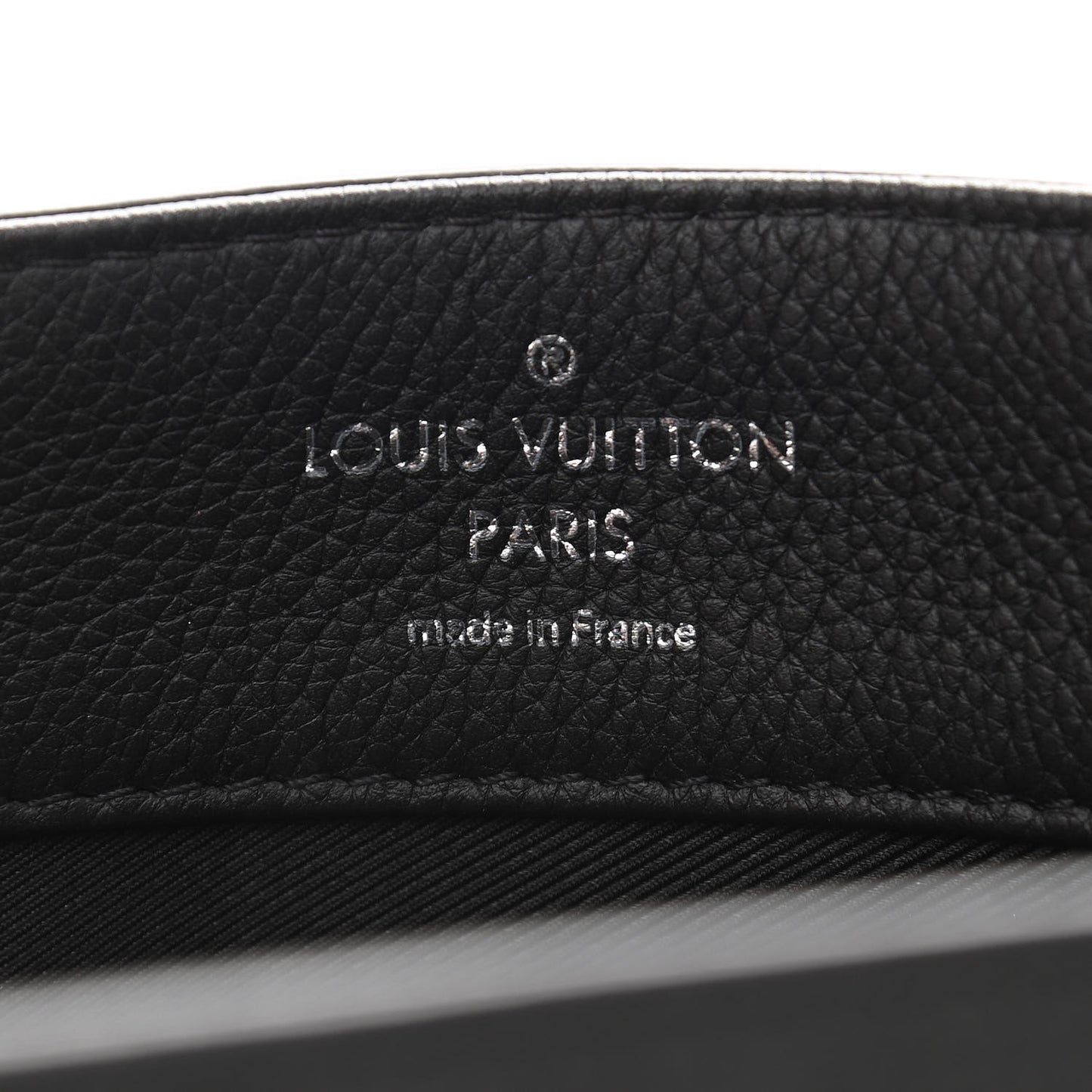 Soft Calfskin Eyelet Lockme II Top Handle Gris Silver