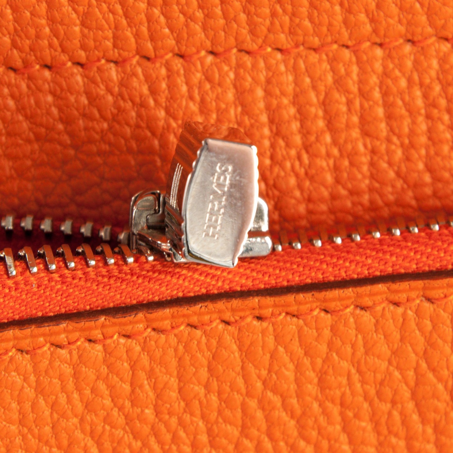 Chevre Mysore Medium Kelly Wallet Orange