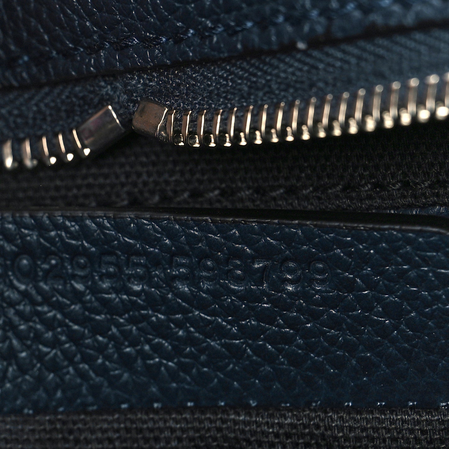 Pebbled Calfskin Small Skull Padlock Zip Around Tote Navy Blue