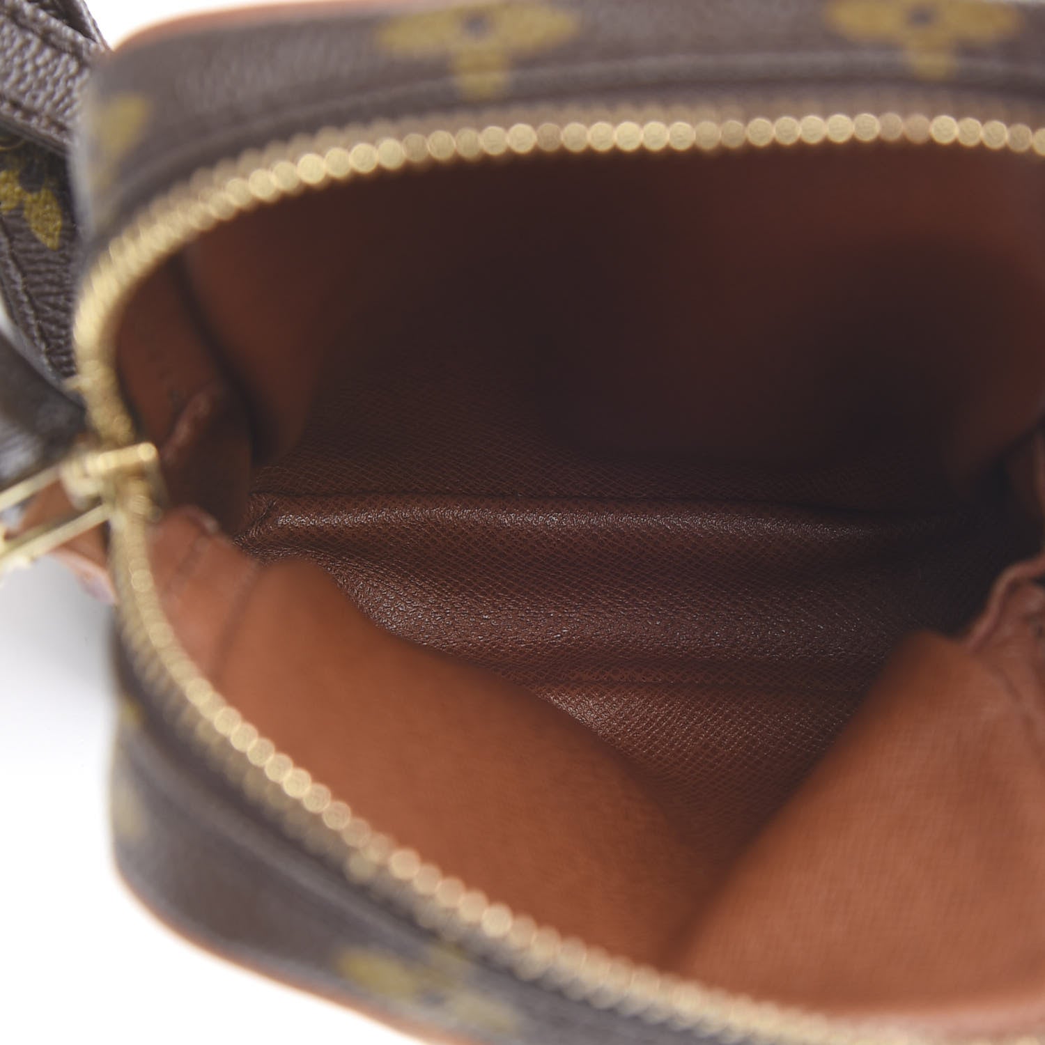 Louis Vuitton Monogram Danube 15 5 of 12