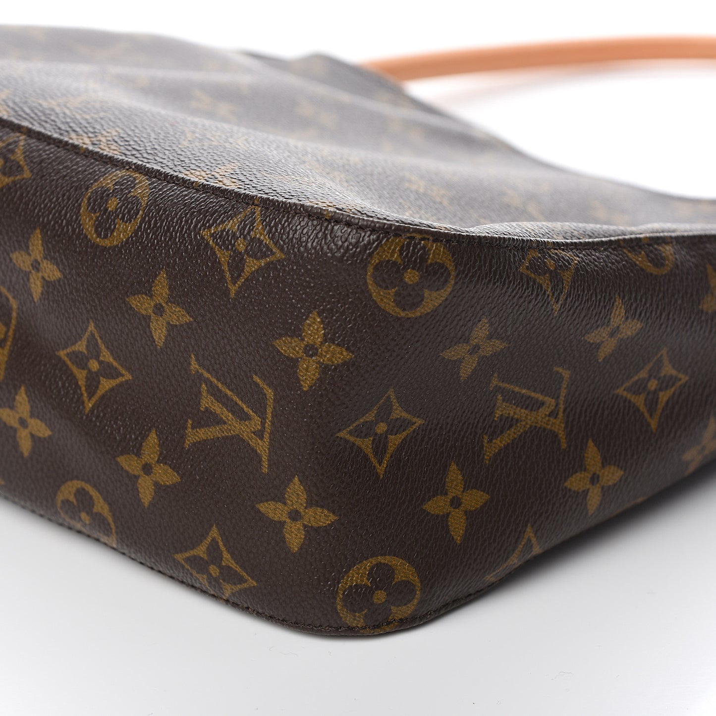 Monogram Looping MM