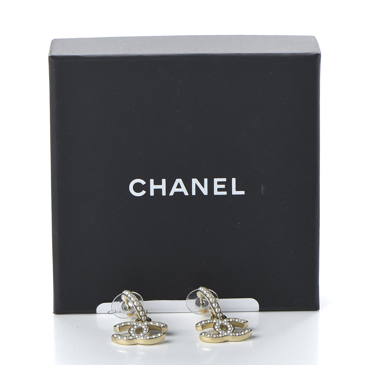 Pearl CC Hoop Drop Earring Gold