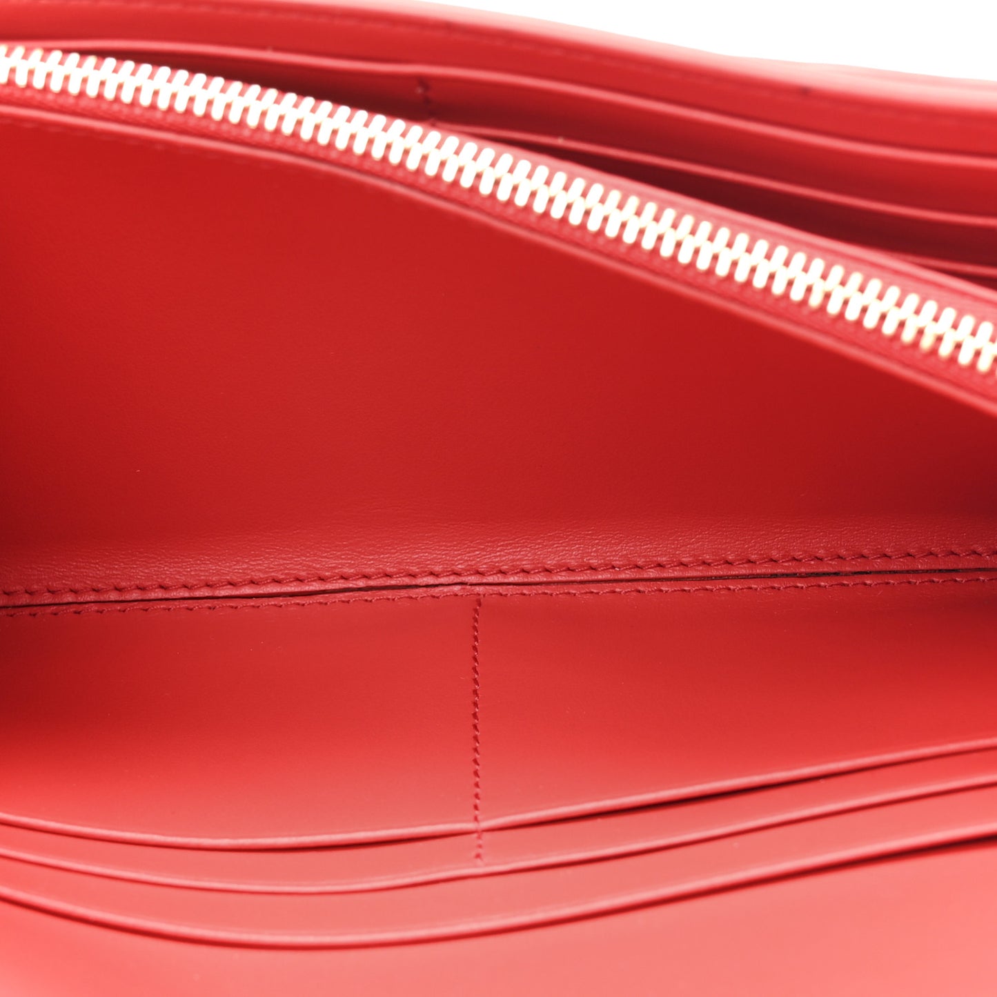 Calfskin Logo Hazelmere Wallet With Detachable Strap Red