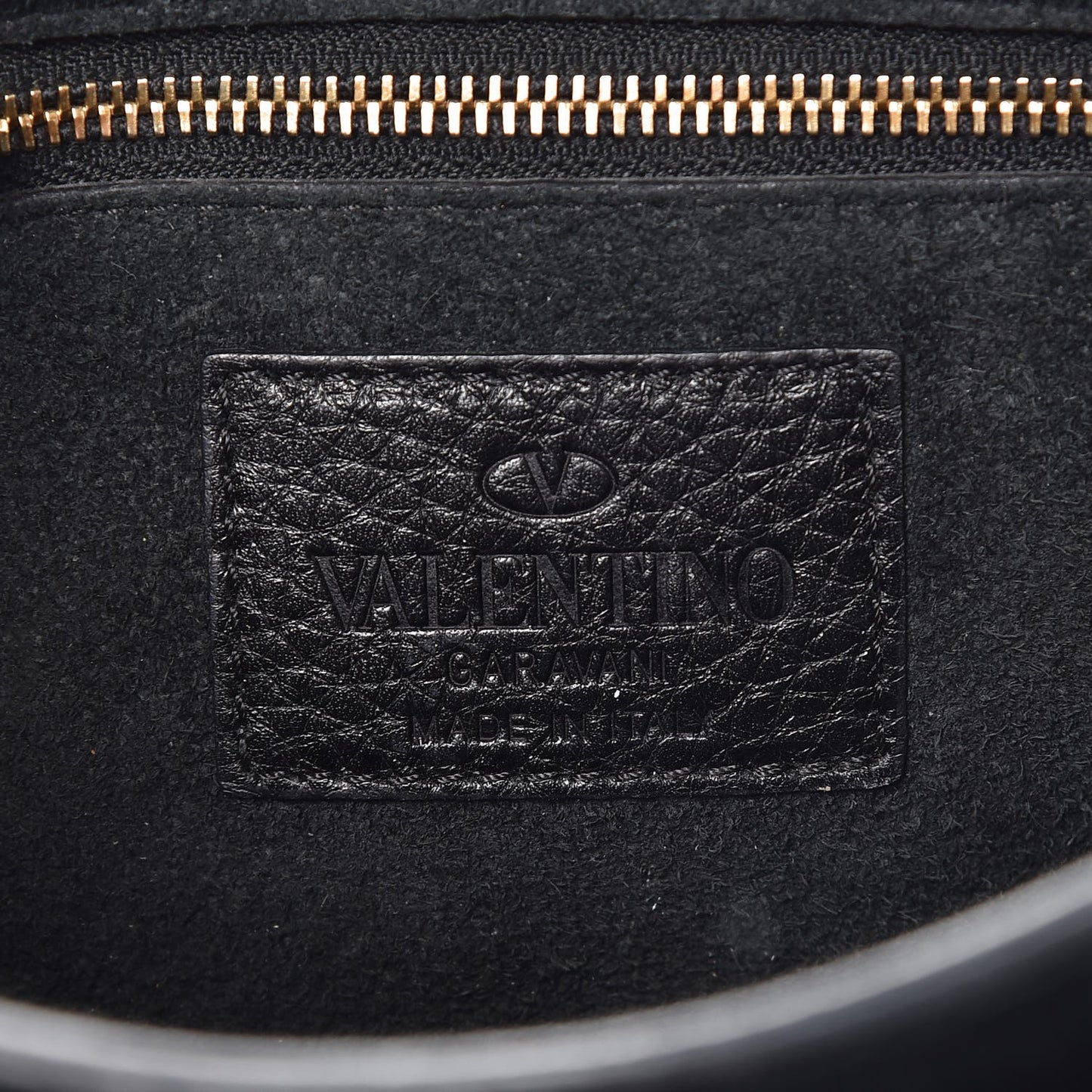 Grained Calfskin B-Rockstud Flap Black