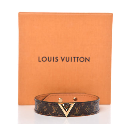 Louis Vuitton Monogram Essential V Bracelet 17 9 of 9