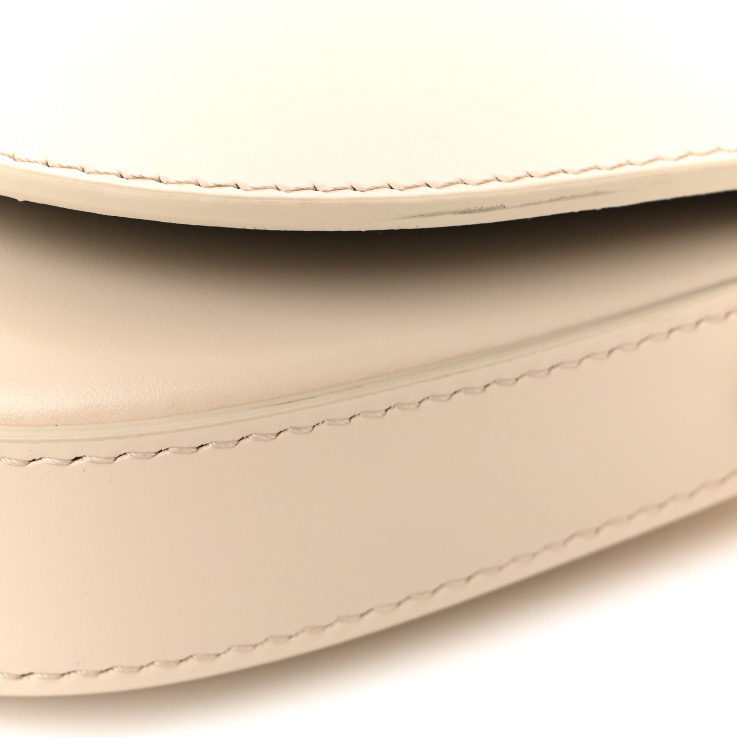 Vitello Grace Fendigraphy Wallet on Chain Camelia