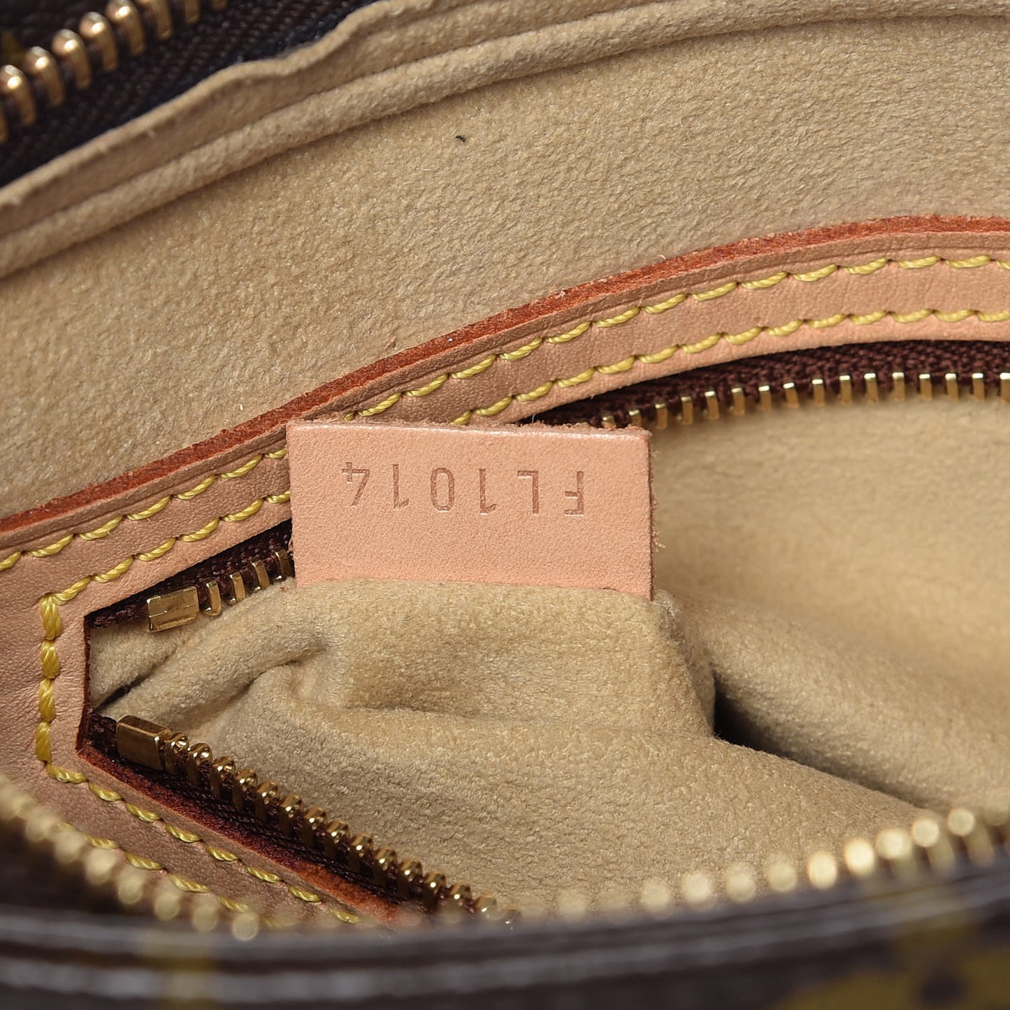 Monogram Looping MM
