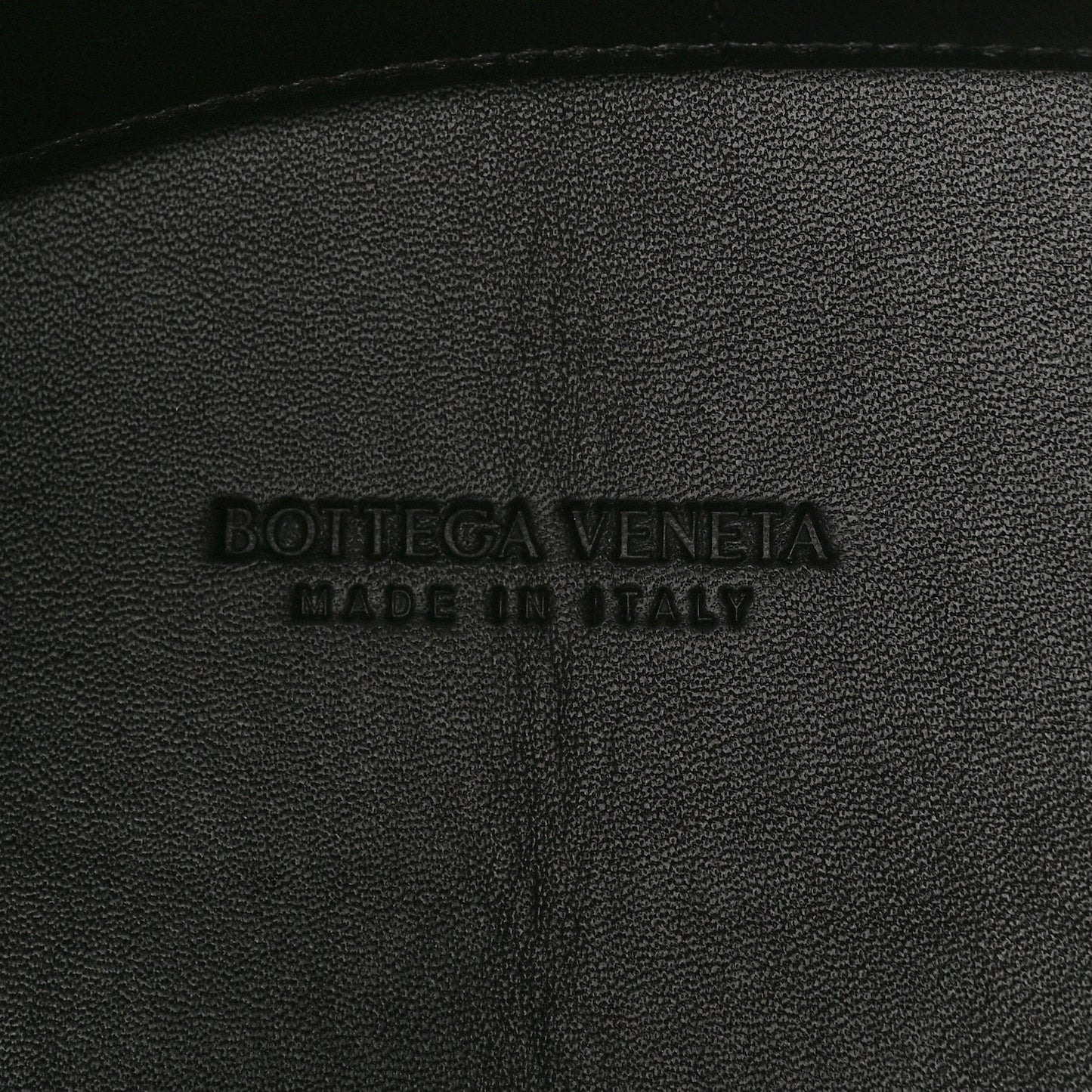 Nappa Intrecciato Medium Andiamo Shoulder Bag Black