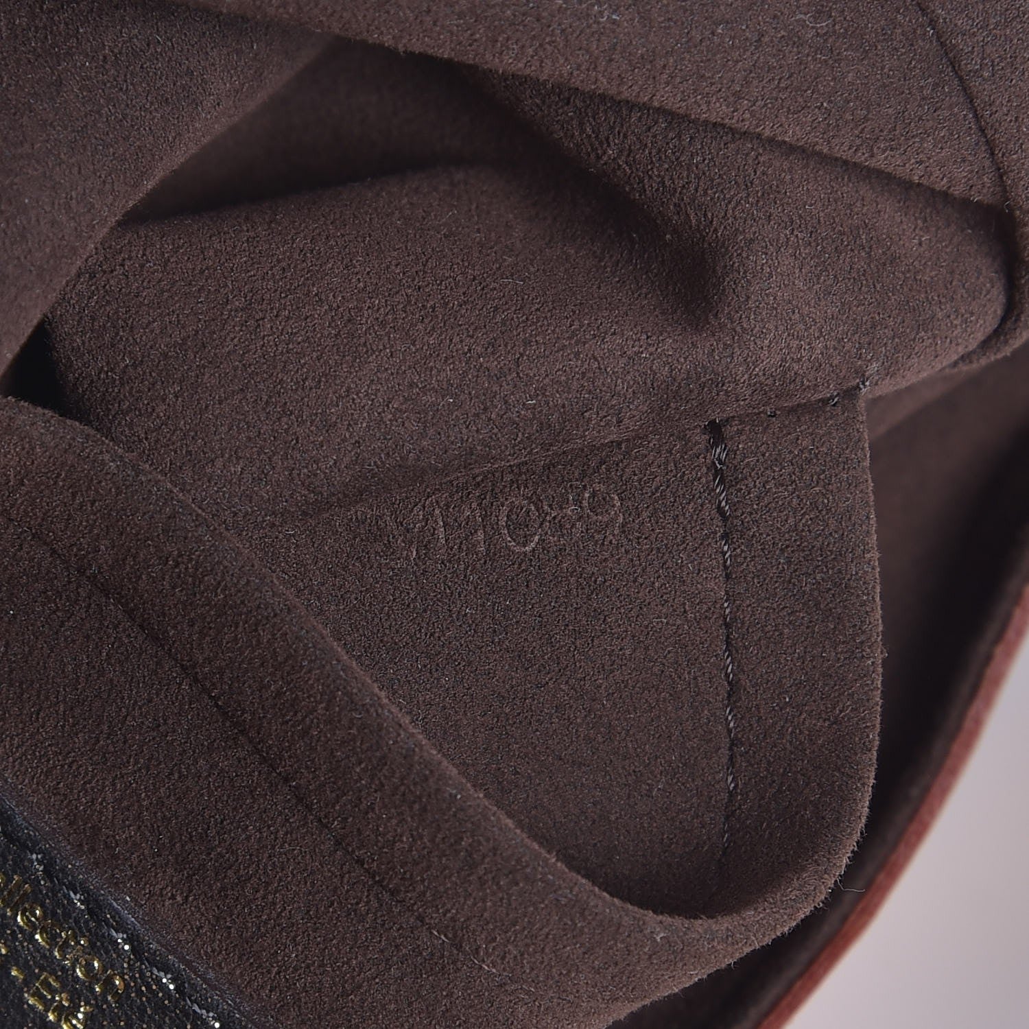 Louis Vuitton Monogram Kalahari GM 7 of 7