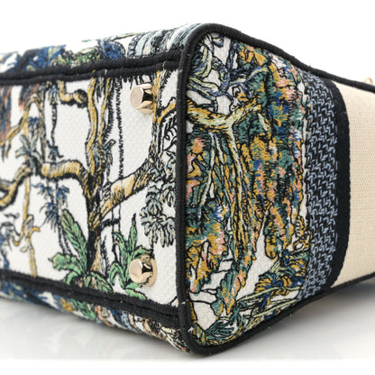 Christian Dior Canvas Embroidered Etoile de Voyage Medium Lady D-Lite Multicolor 10 of 12