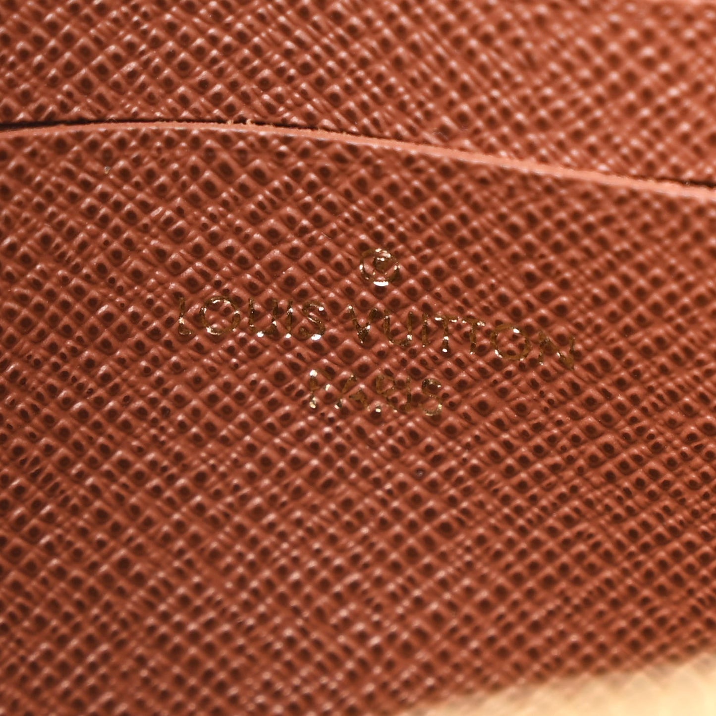 Monogram Ivy Wallet On Chain