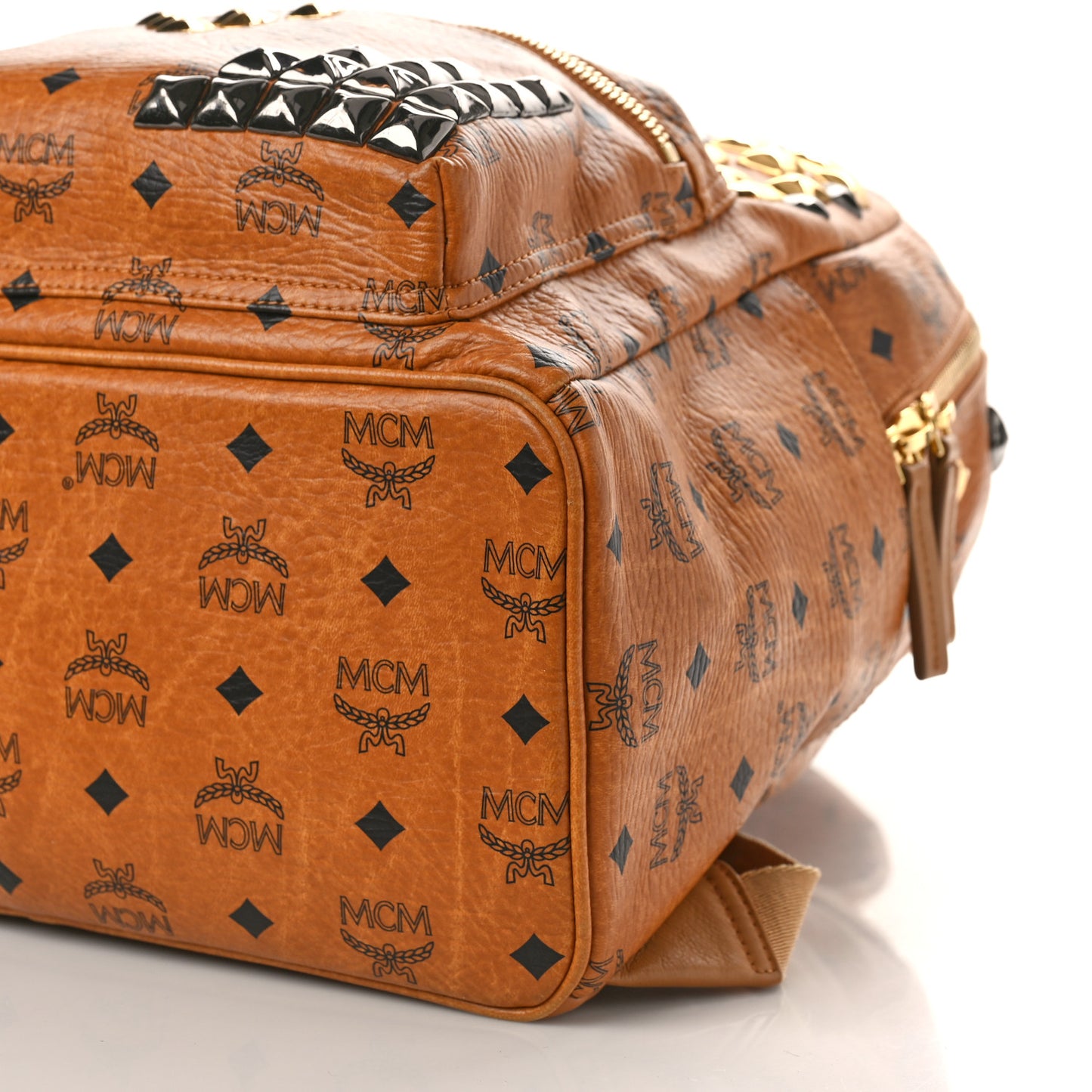 Visetos Studded Medium Stark M Backpack Cognac