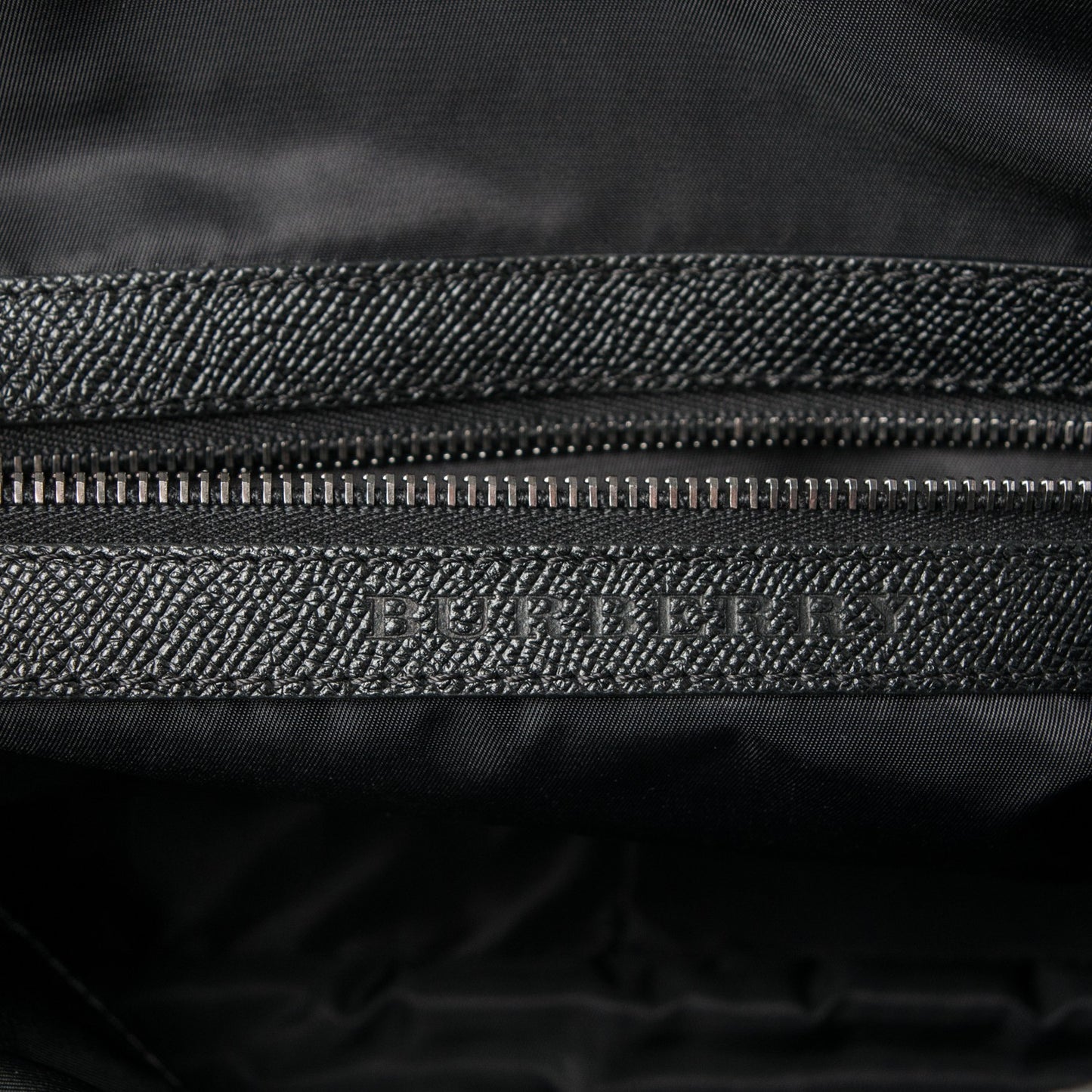 Smoked Check Medium Elgin Messenger Bag Black