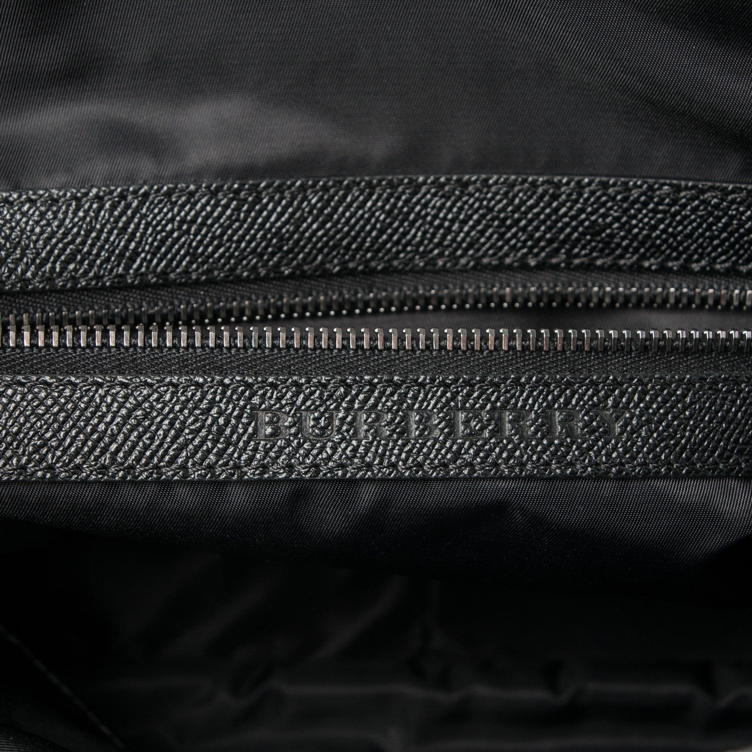 Burberry Smoked Check Medium Elgin Messenger Bag Black 6 of 8