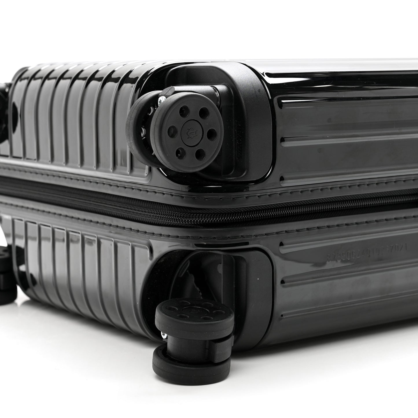 Gloss Polycarbonate Essential Lite Cabin U Black Black