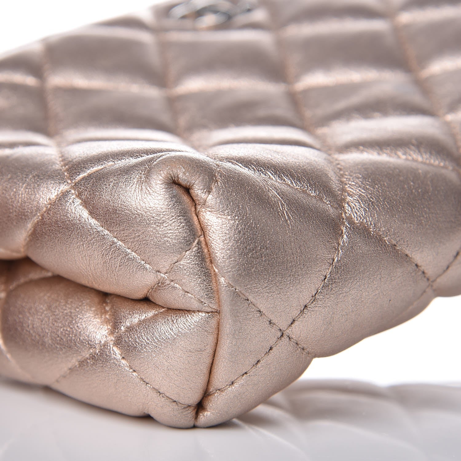 Chanel Metallic Lambskin Quilted Small Cosmetic Pouch Light Pink 10 of 12
