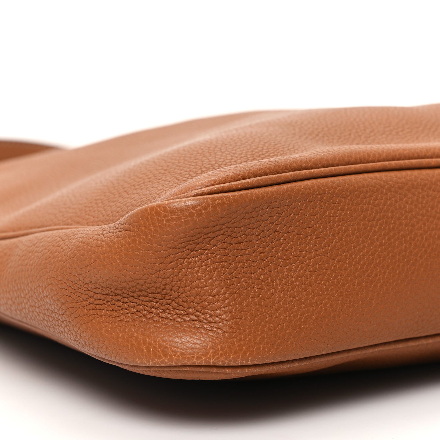 Taurillon Clemence Massai Cut 32 Gold