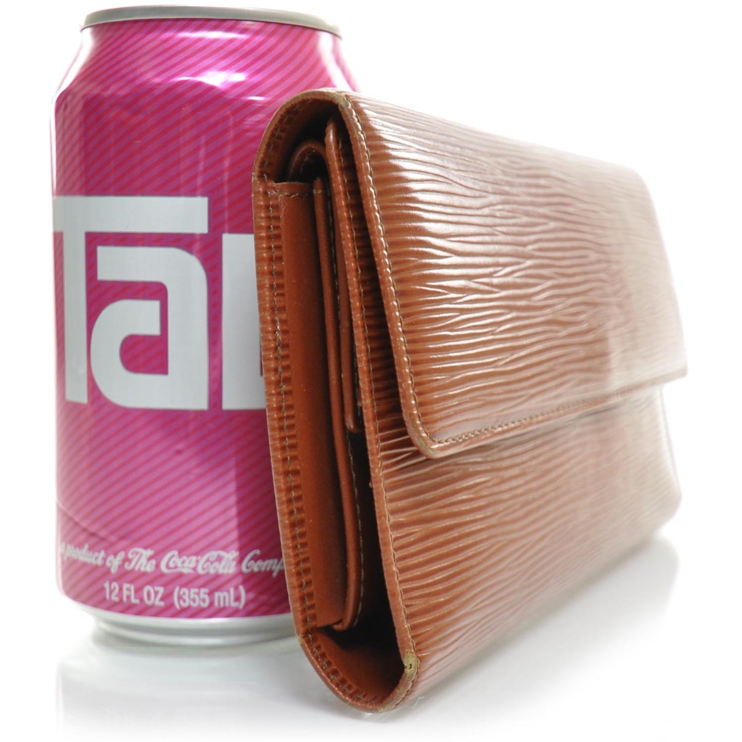 Epi Porte Tresor International Wallet Fawn