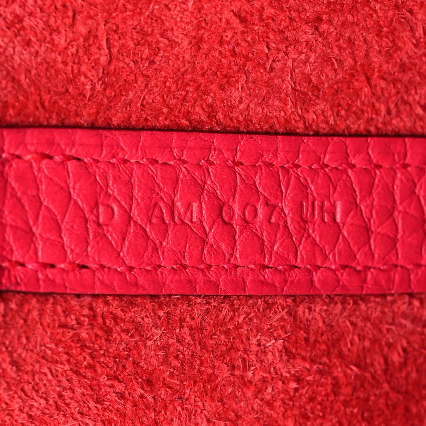 Taurillon Clemence Picotin Lock 18 PM Rose Extreme