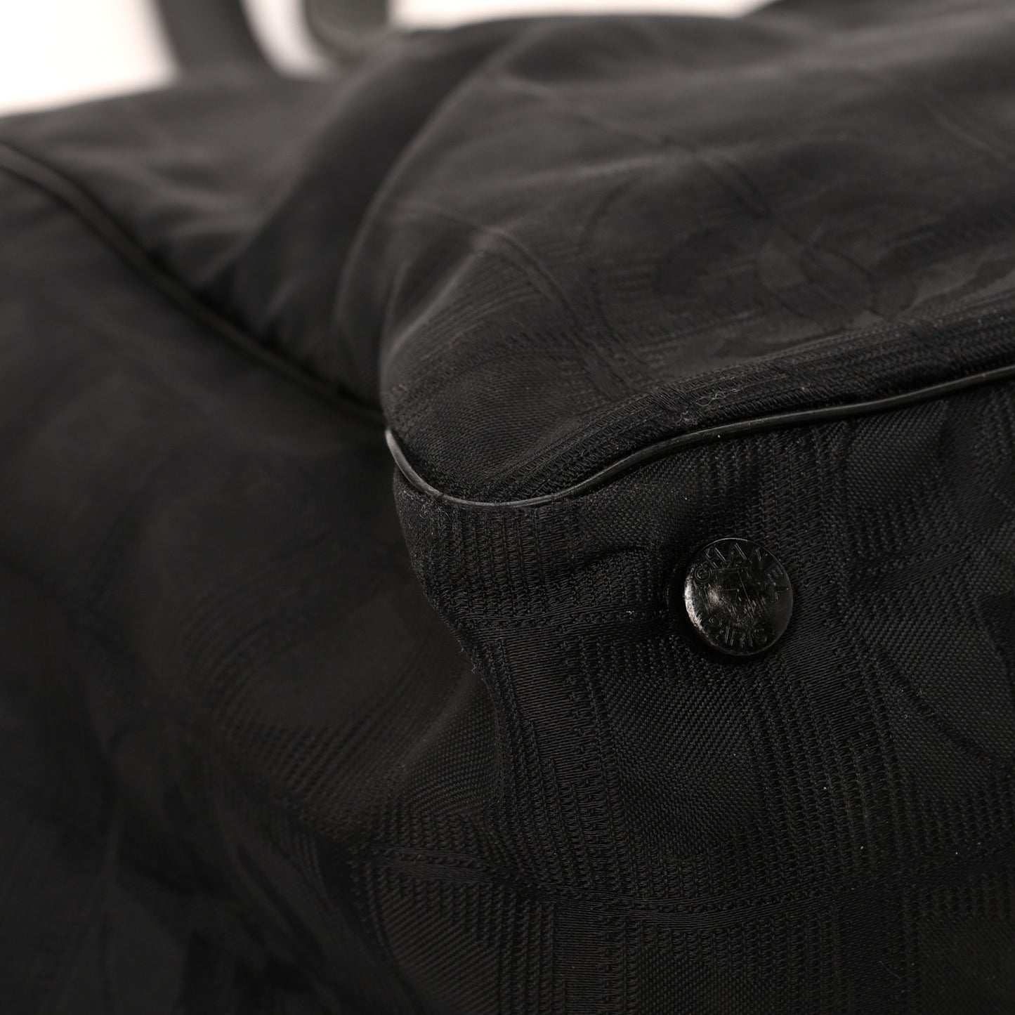 Nylon Medium Travel Tote Black