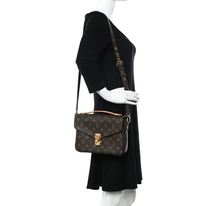 Louis Vuitton Monogram Pochette Metis 2 of 18