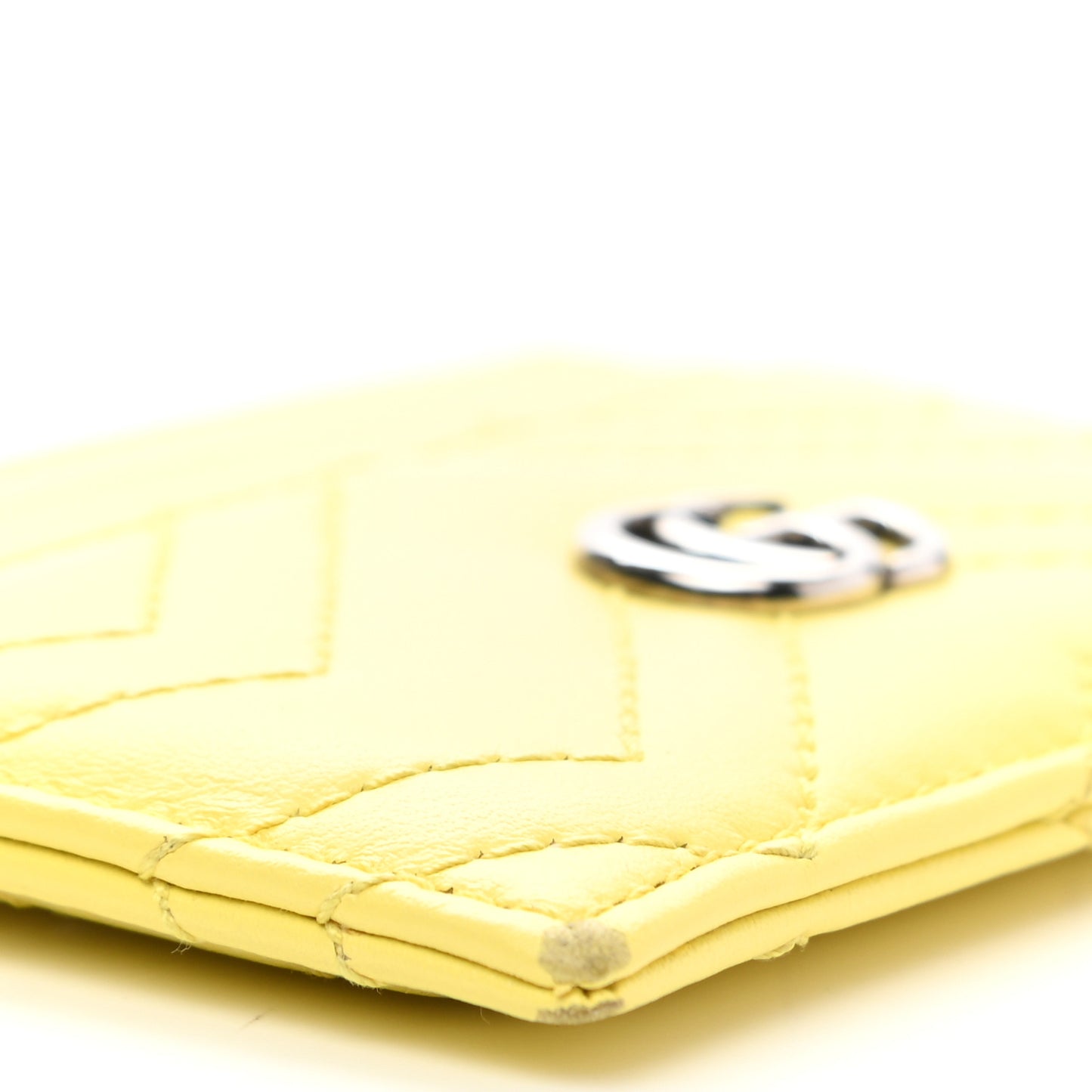Calfskin Matelasse GG Marmont Card Holder Banana
