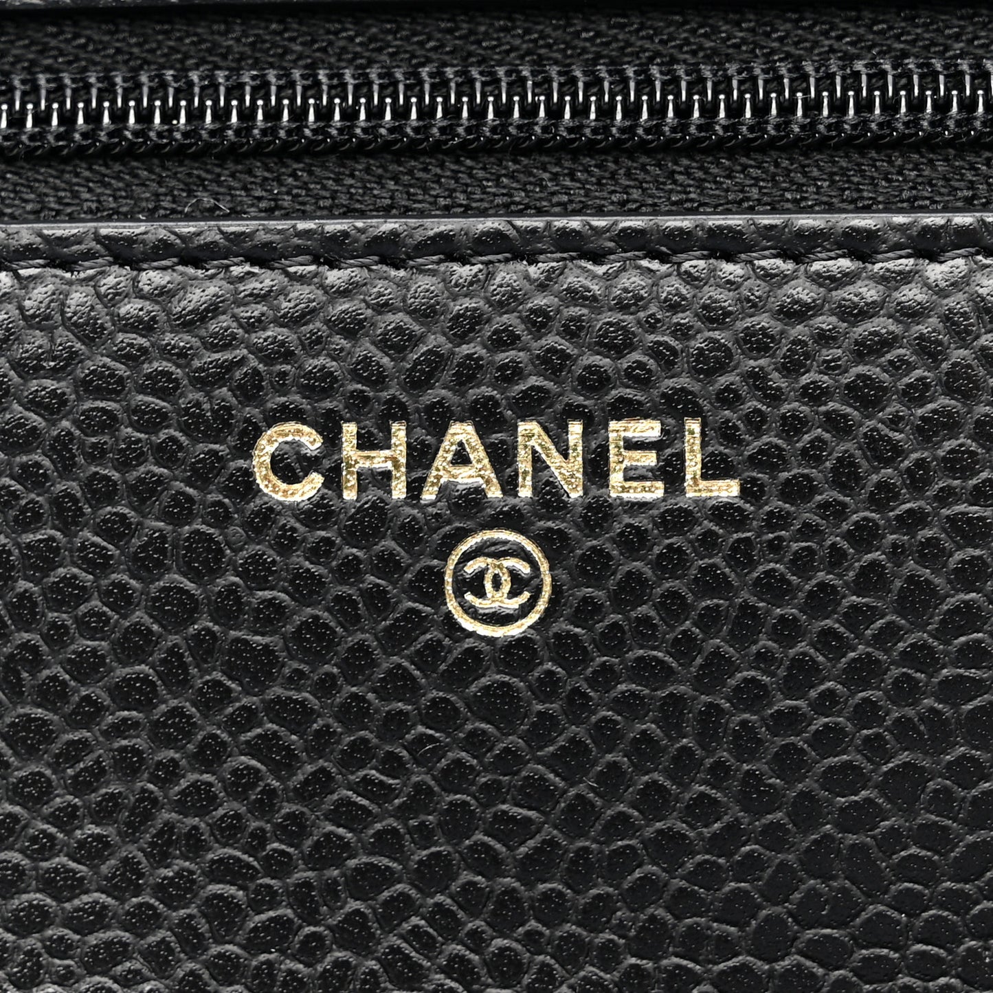 Caviar Quilted CC Turnlock Wallet On Chain WOC Black