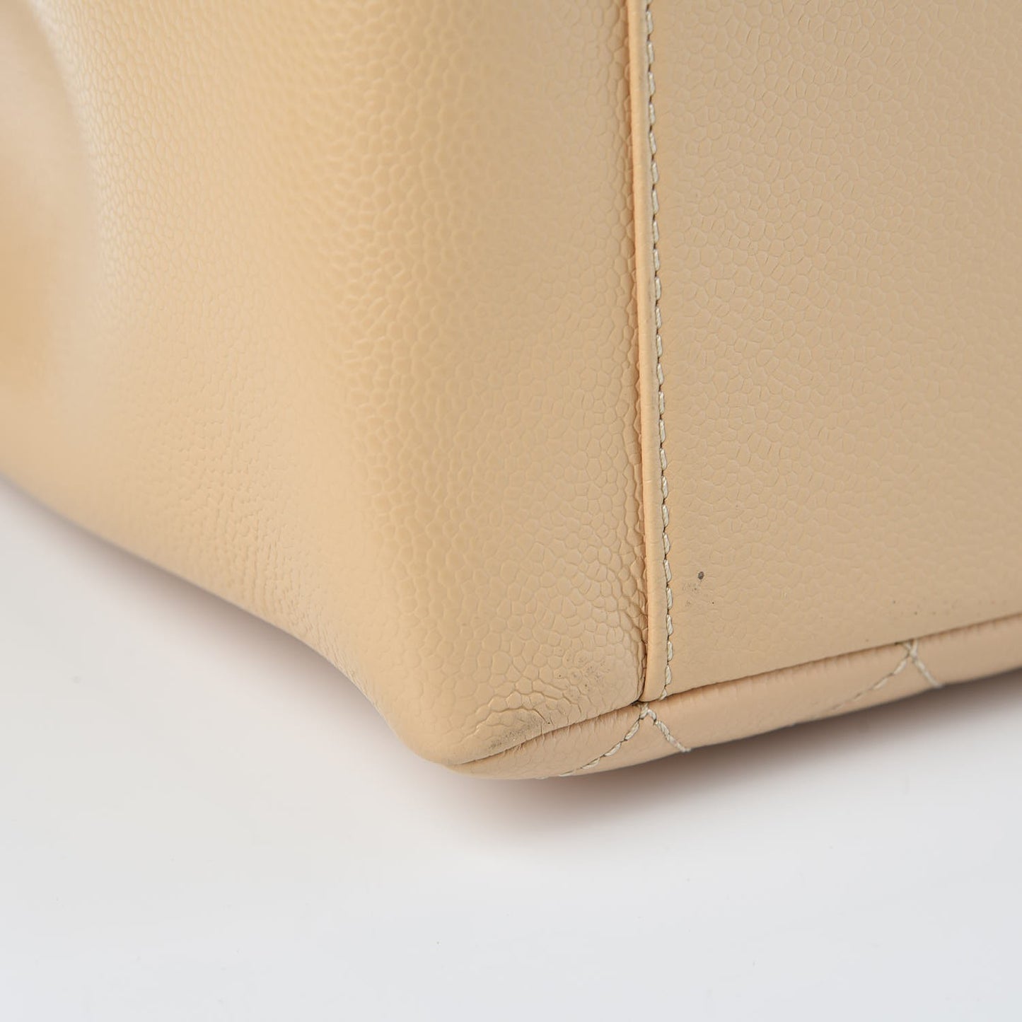 Caviar Quilted Grand Shopping Tote GST Beige Clair