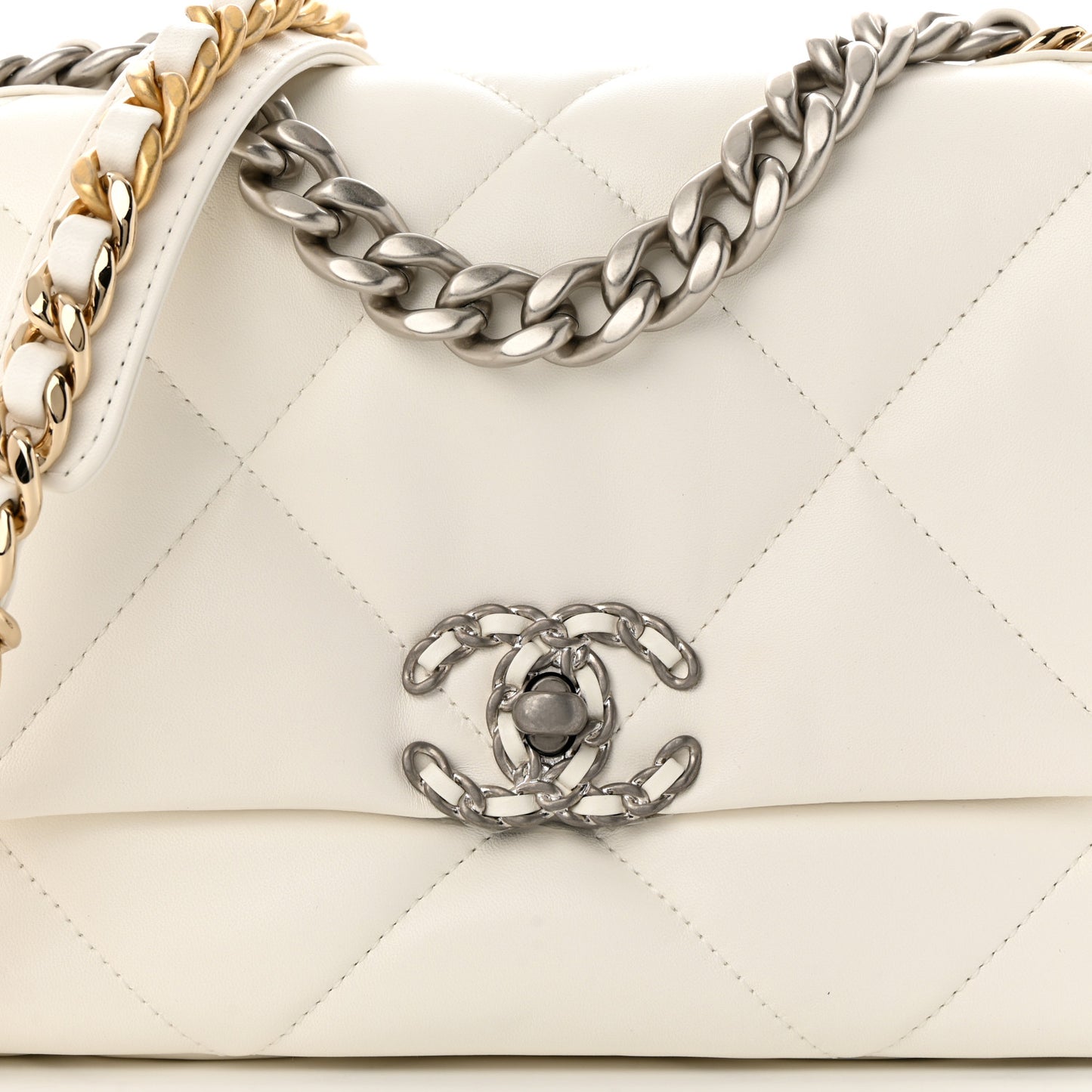 Lambskin Quilted Medium Chanel 19 Flap White