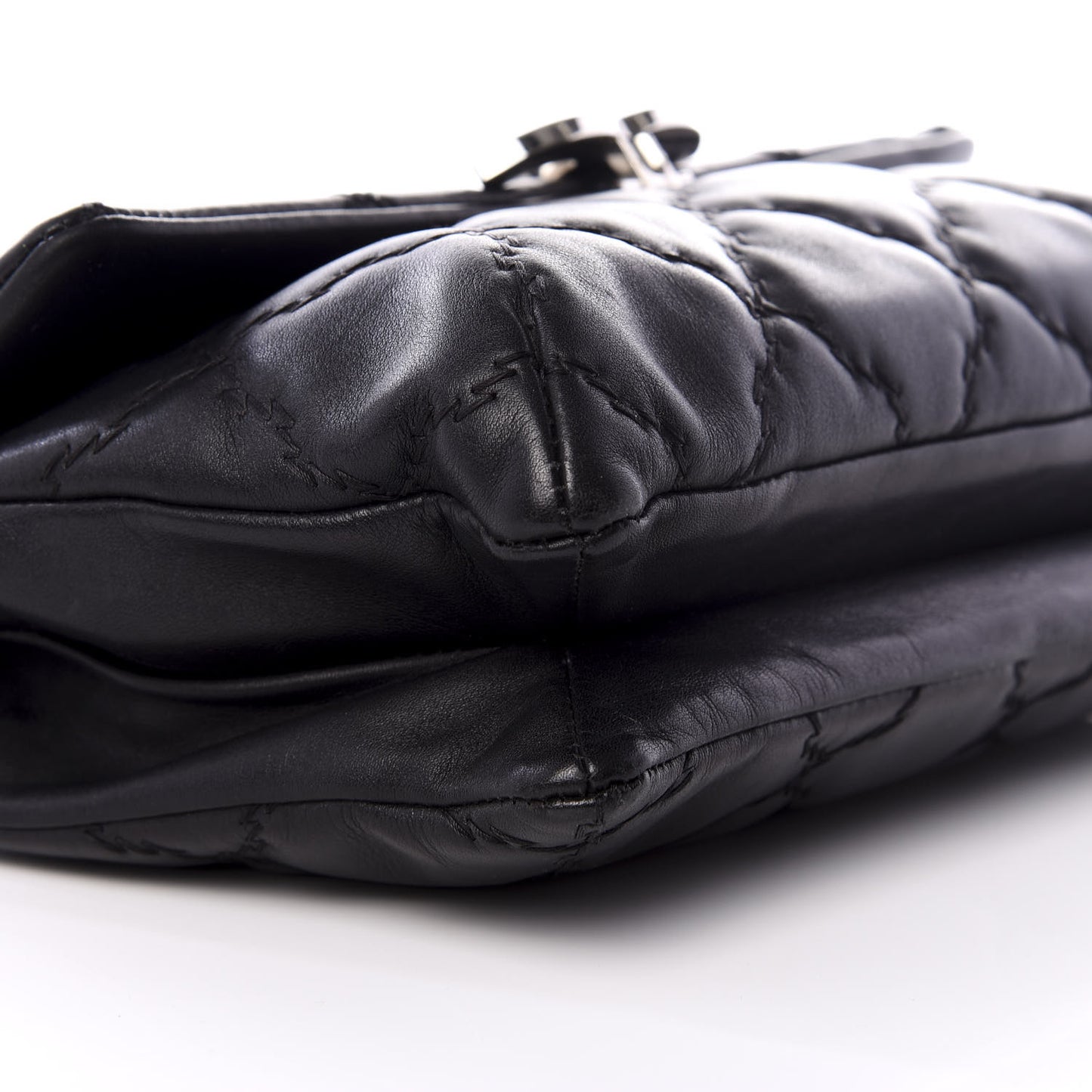 Calfskin Quilted Double Stitch Hamptons Clutch with Chain Black