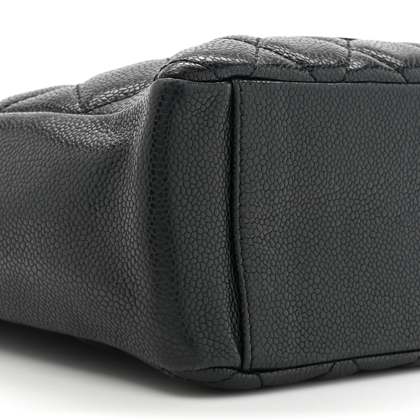 Caviar Quilted Petit Shopping Tote PST Black