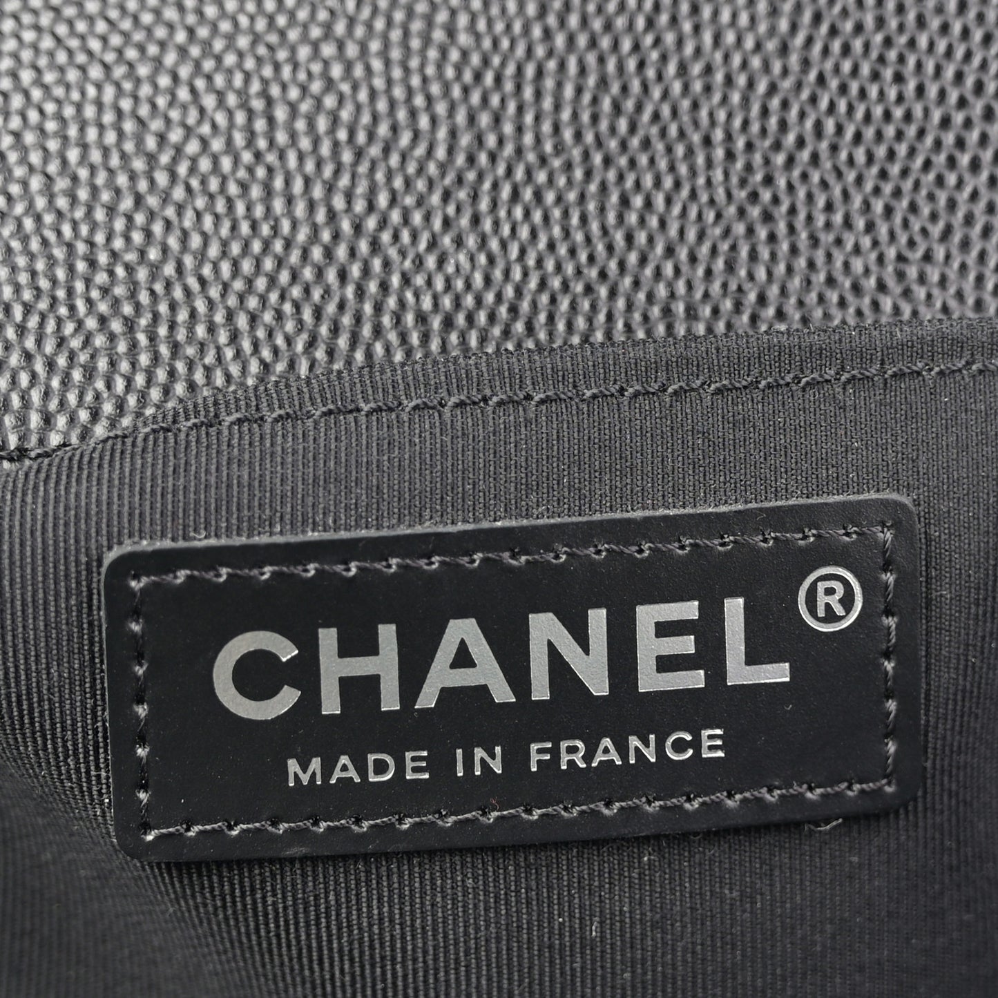 Caviar Quilted Medium Boy Flap Black