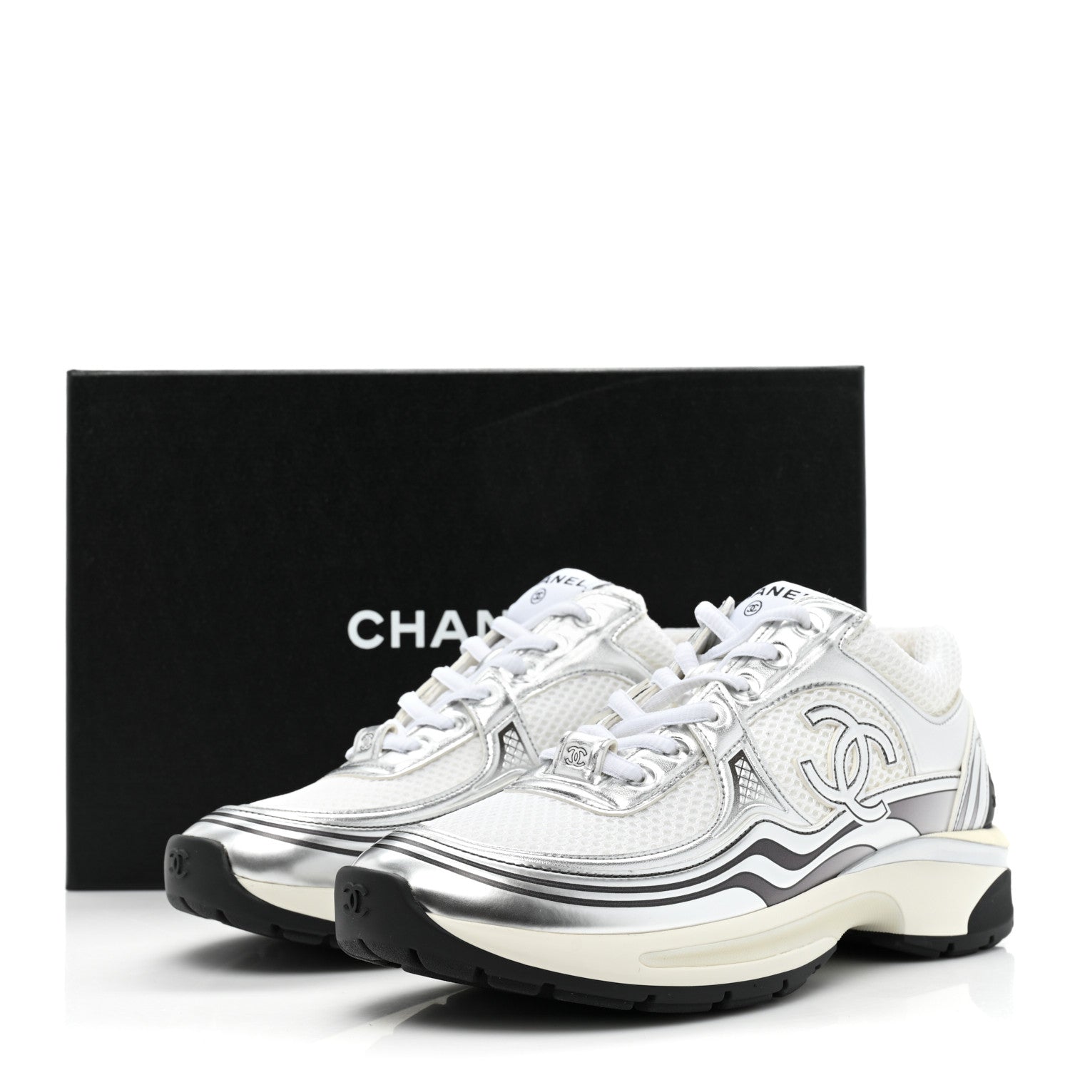 Chanel Fabric Laminated Calfskin Stretch CC Womens Sneakers 38 White Silver 10 of 10