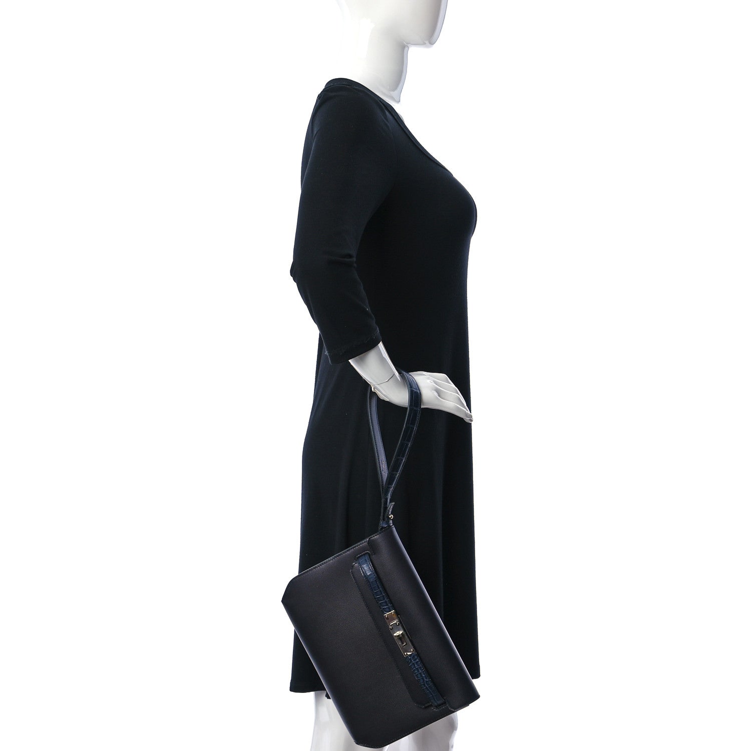 Hermes Evergrain Matte Alligator Kelly Depeches 25 Pouch Black Bleu Nuit 2 of 12