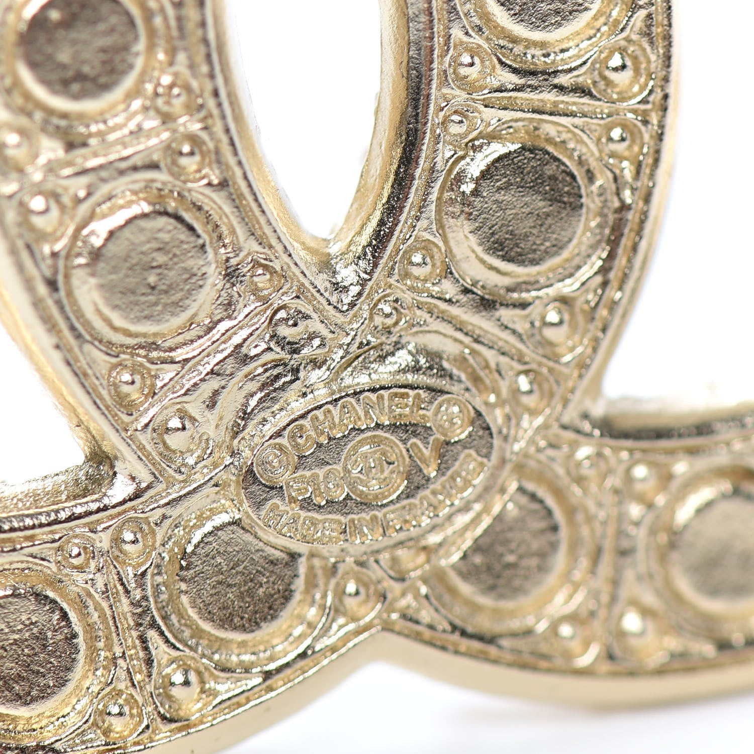Chanel Pearl CC Brooch Light Gold 4 of 4