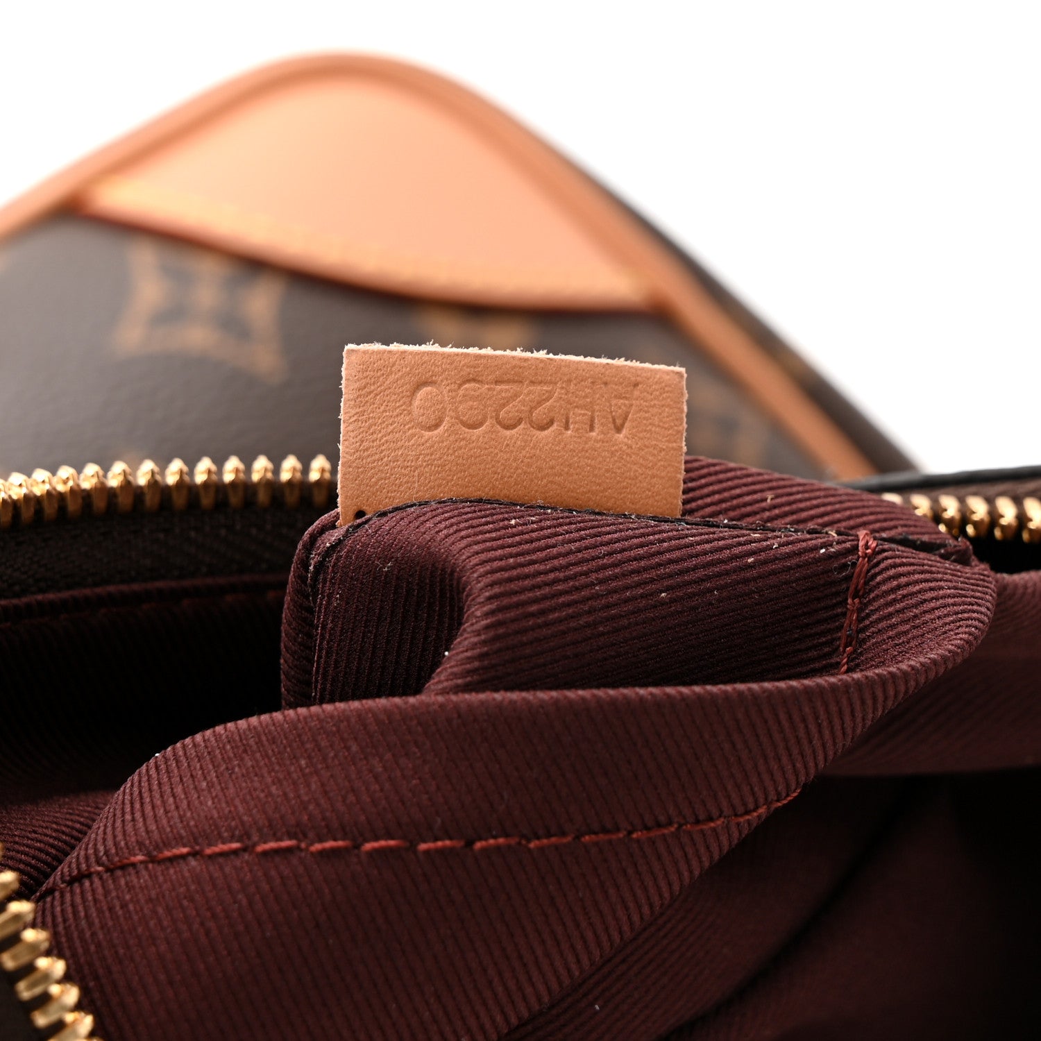 Louis Vuitton Monogram Odeon PM Natural 7 of 10