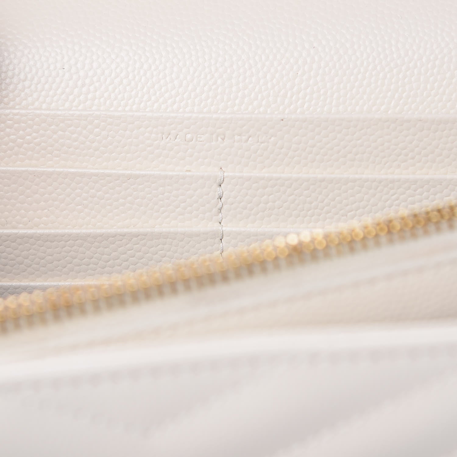 Saint Laurent Grain De Poudre Matelasse Chevron Monogram Chain Wallet White 7 of 7