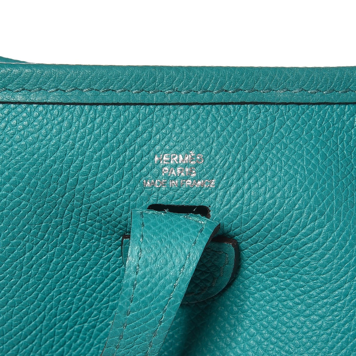 Epsom Evelyne TPM Bleu Paon