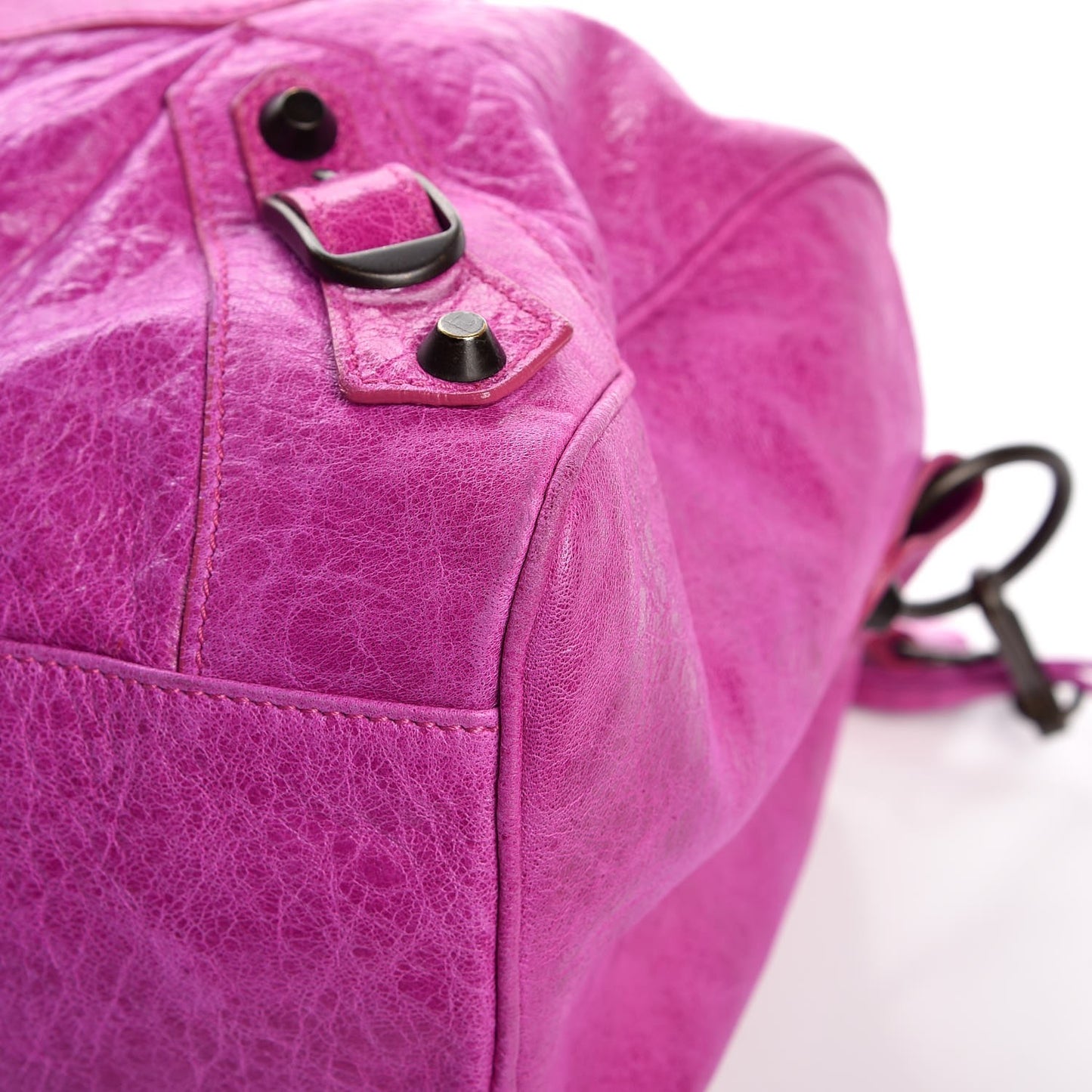 Chevre Classic Hardware Twiggy Magenta