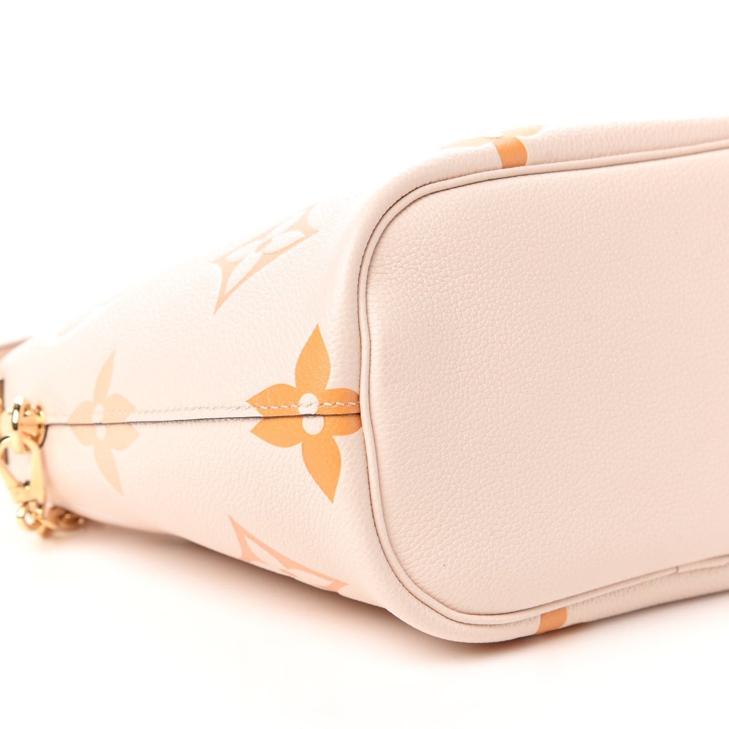 Louis Vuitton Empreinte Monogram Giant By The Pool Marshmallow Hobo Cream Saffron 6 of 9