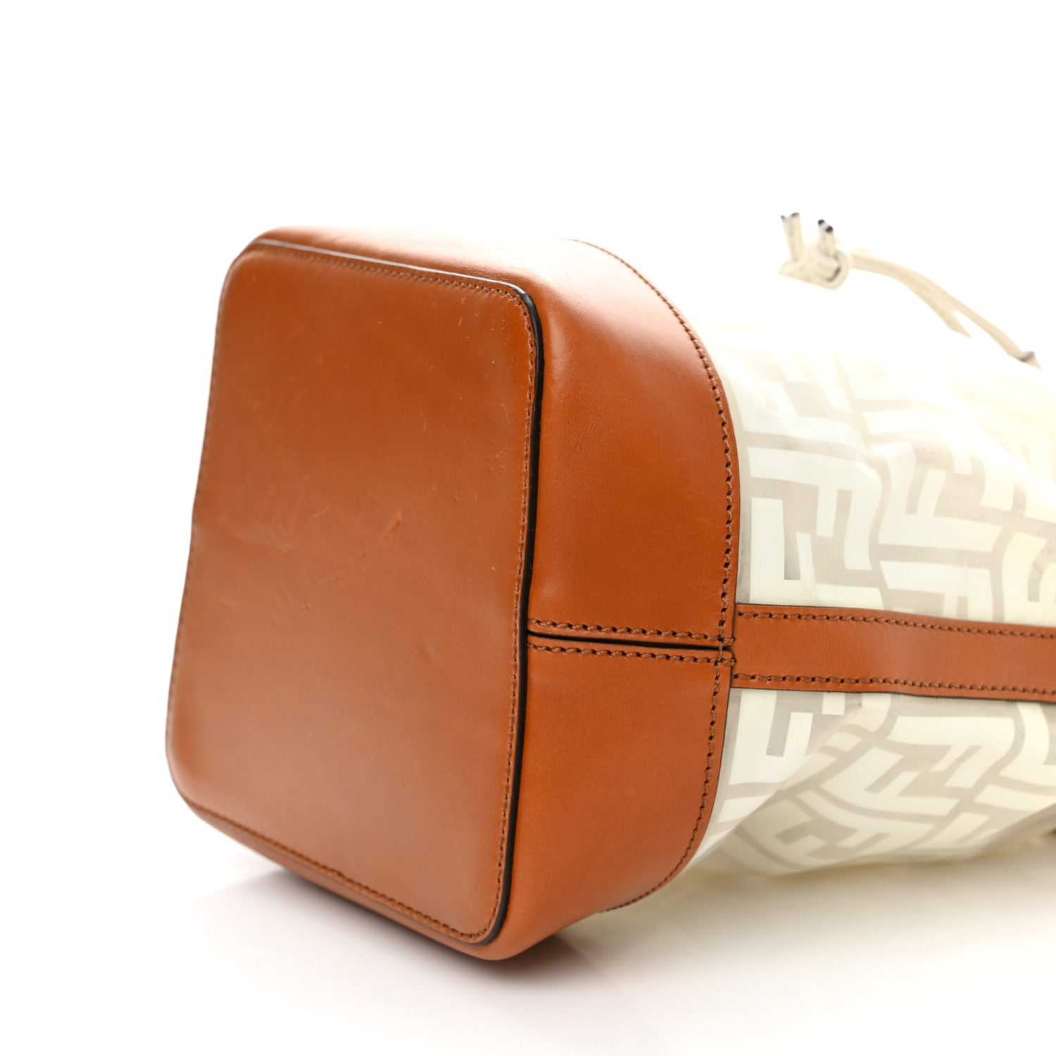 Fendi TPU FF Vitello Aura F is Fendi Grande Mon Tresor Bucket Bag White Cuoio 11 of 15