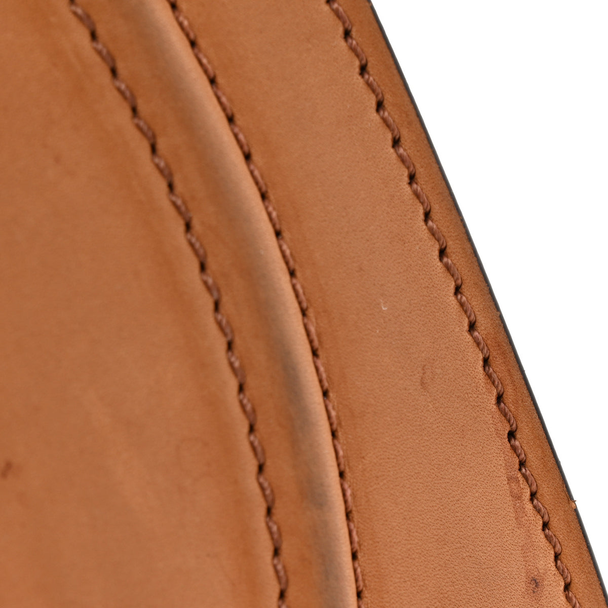 Natural Calfskin Medium Phantom Luggage Tan