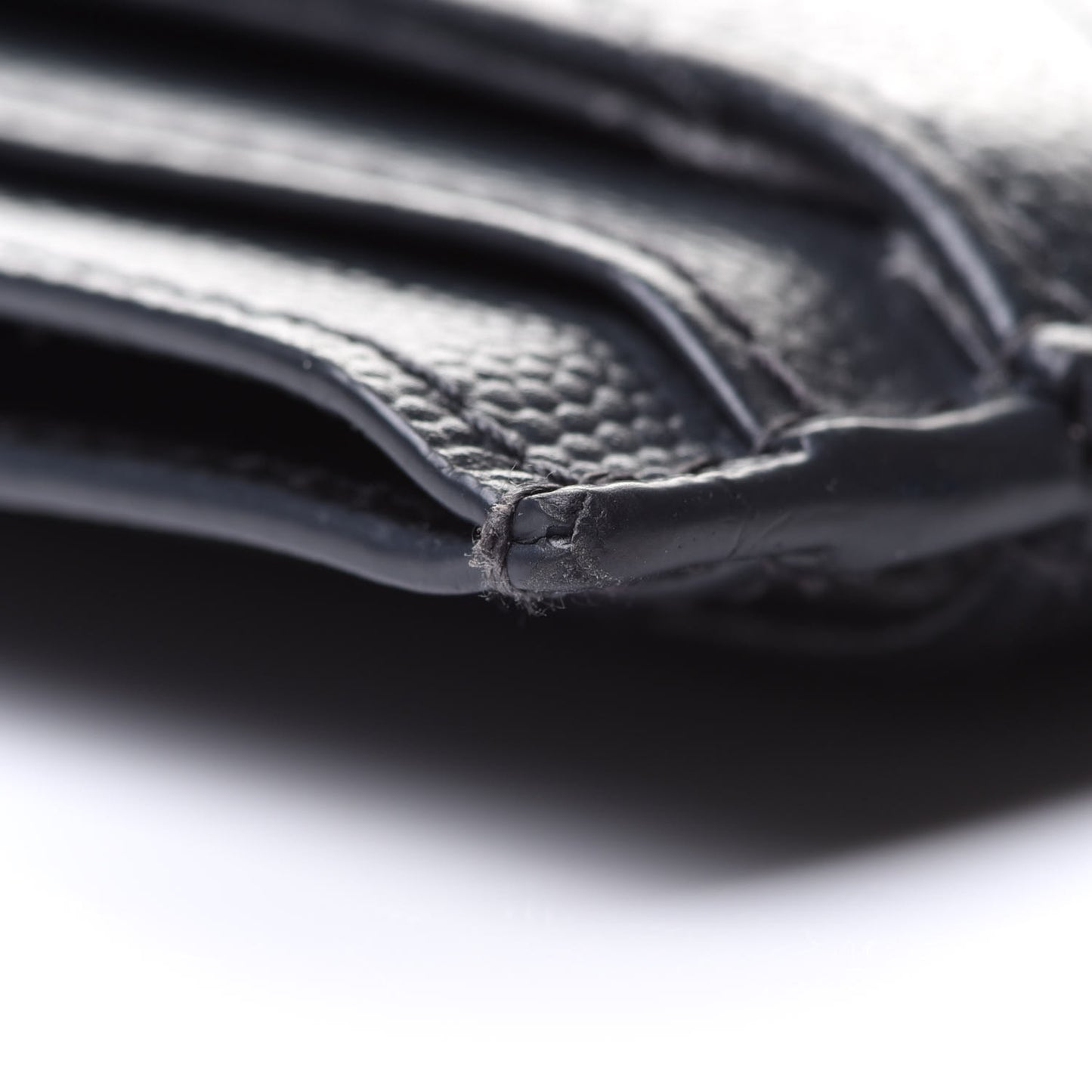 Grain De Poudre Matelasse Chevron Monogram Credit Card Case Fog