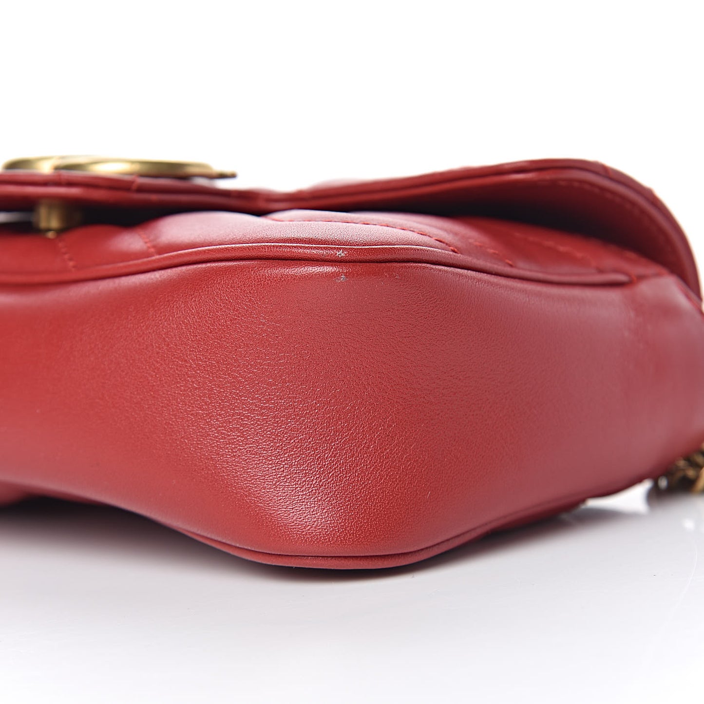 Calfskin Matelasse Super Mini GG Marmont Shoulder Bag Hibiscus Red