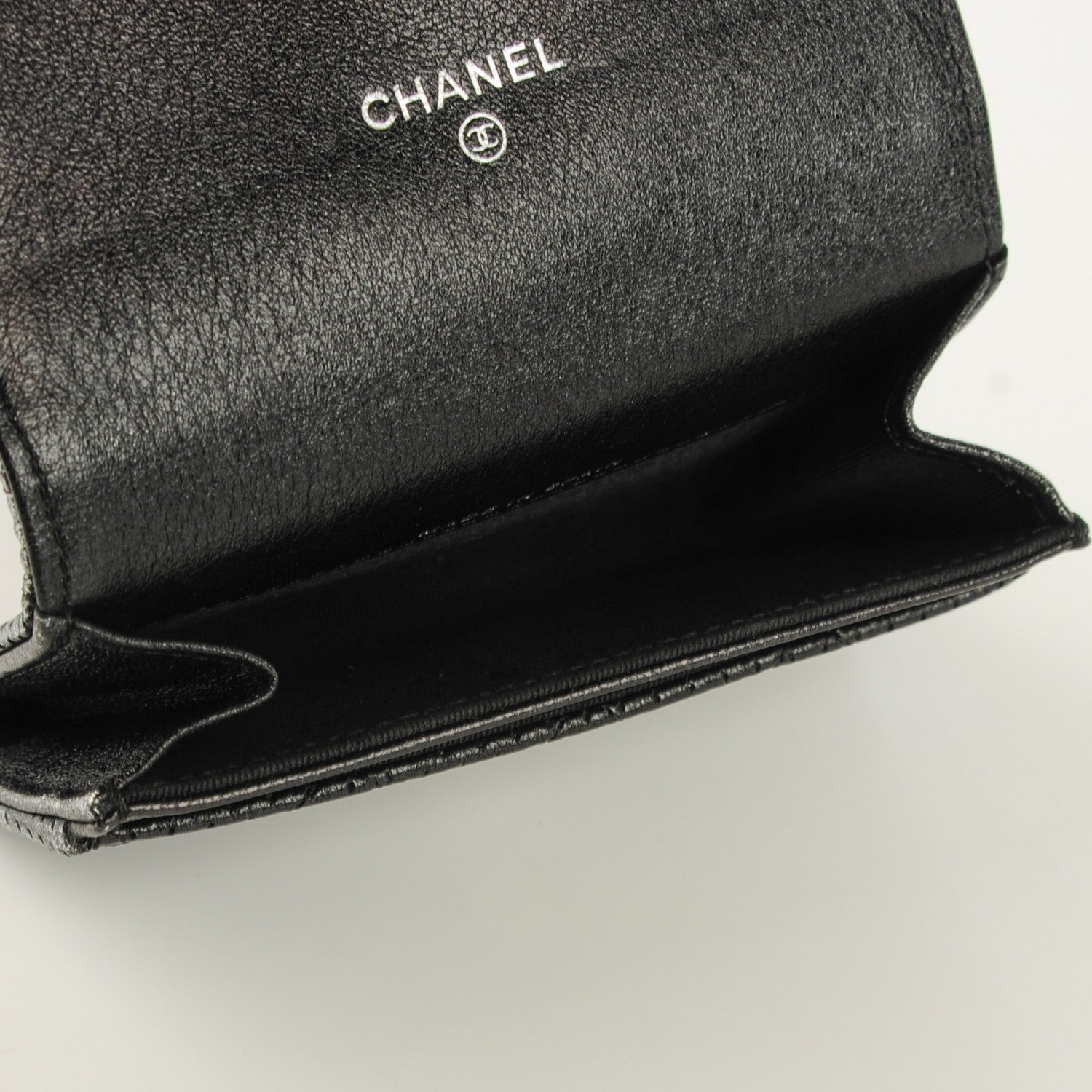 Chanel Metallic Calfskin Perforated Quilted Card Holder Grey 4 of 7