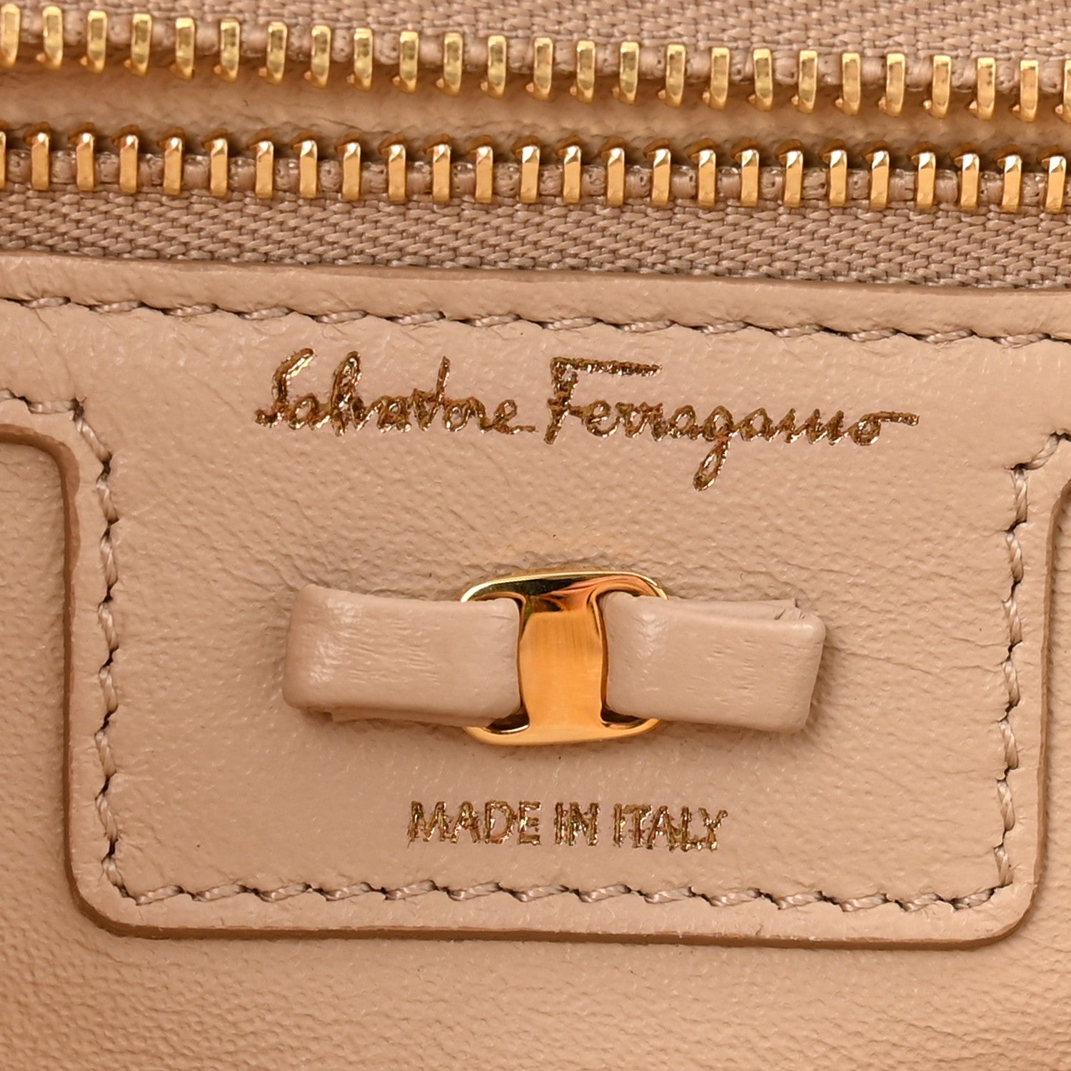 Salvatore Ferragamo Printed Calfskin Ginny Shoulder Bag Beige 6 of 14
