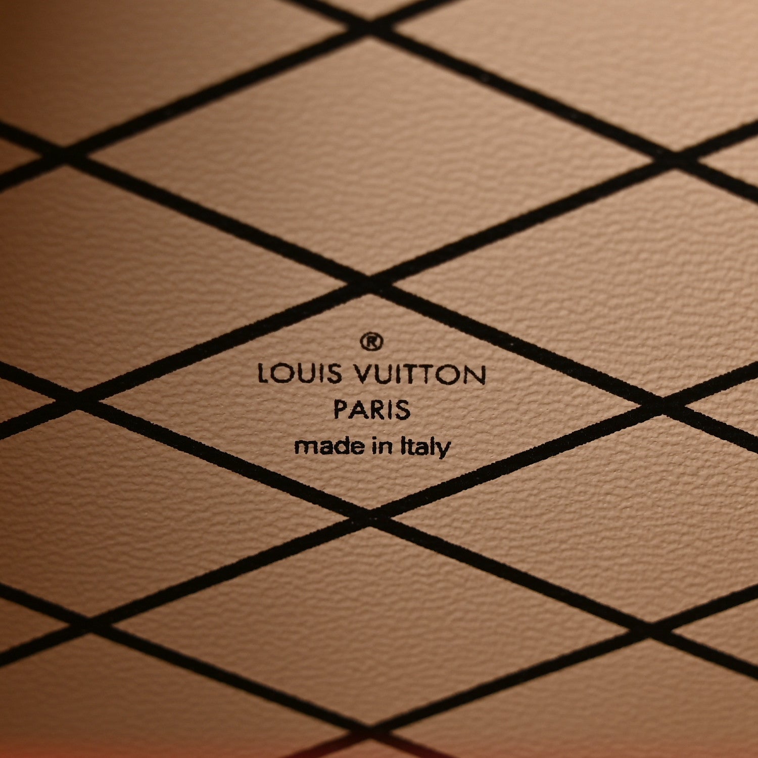 Louis Vuitton Vernis Petite Malle Red 6 of 9