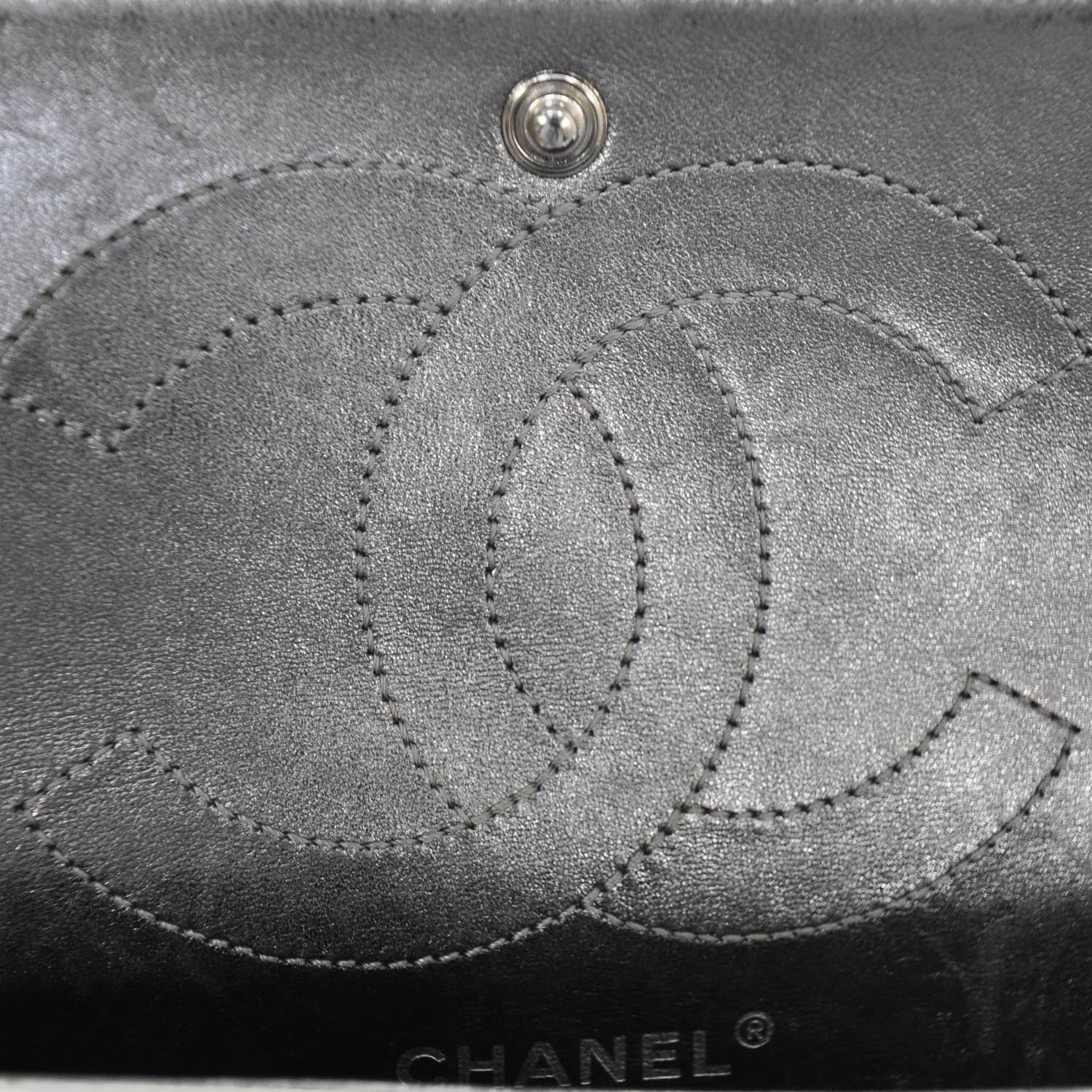 Chanel Distressed Leather 2.55 Reissue 226 Flap Silver 7 of 9