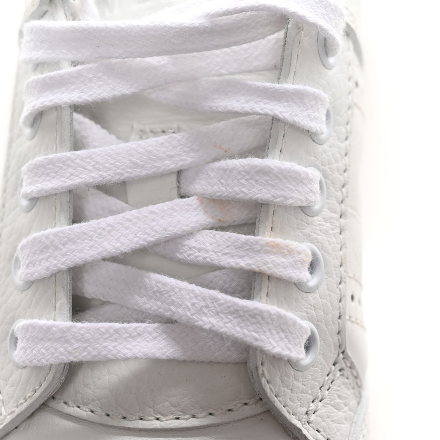 Calfskin SL/61 Low Top Sneakers 37 White